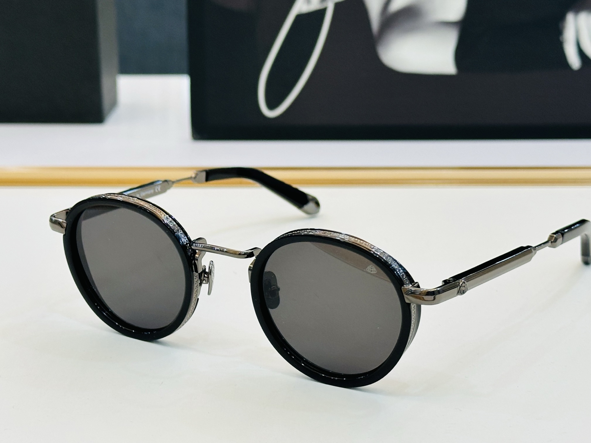 高品质 迈巴赫 🎉🎉做工精美💕💕MAYBAC*H Z28 Size：46口25-145 质感十足 CC👍