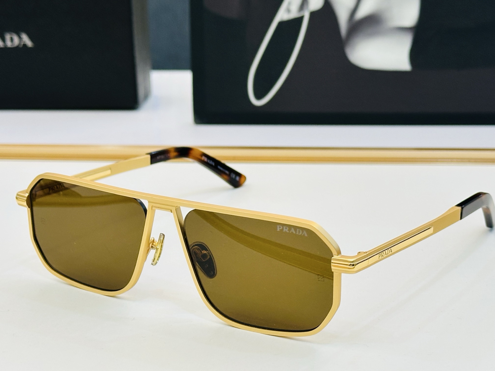 🔺PRAD*🔻普家 PRA53 Size：59口17-145     眼镜系列堪称精湛制作 彰显独特个性