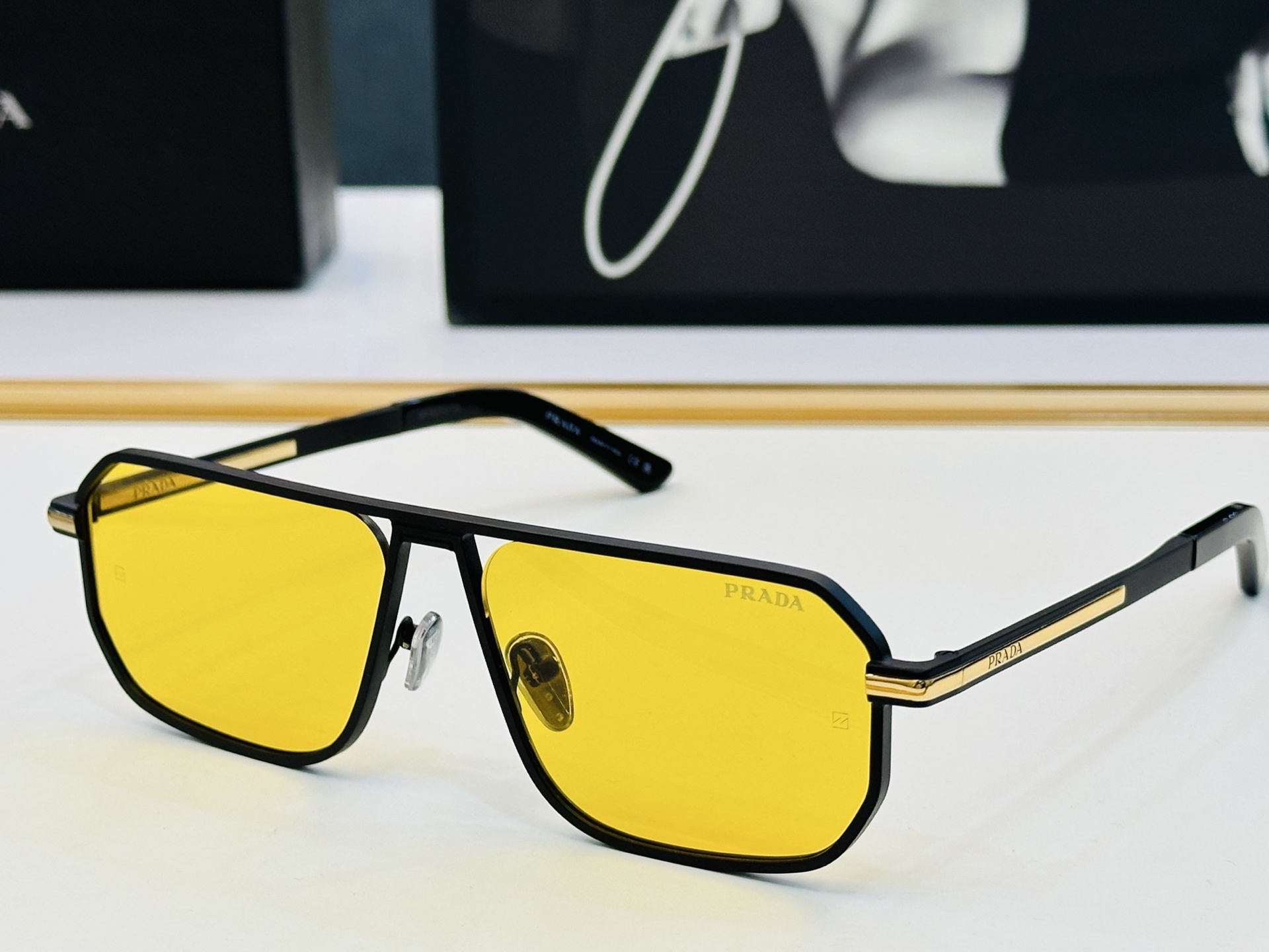 🔺PRAD*🔻普家 PRA53 Size：59口17-145     眼镜系列堪称精湛制作 彰显独特个性