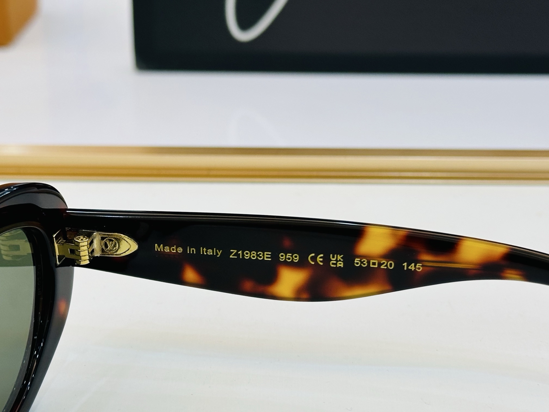 路易家 🎩Z1983E Size：53口20-145 充满活力的 展现独特个性🌟展现大气的你 B高品质 