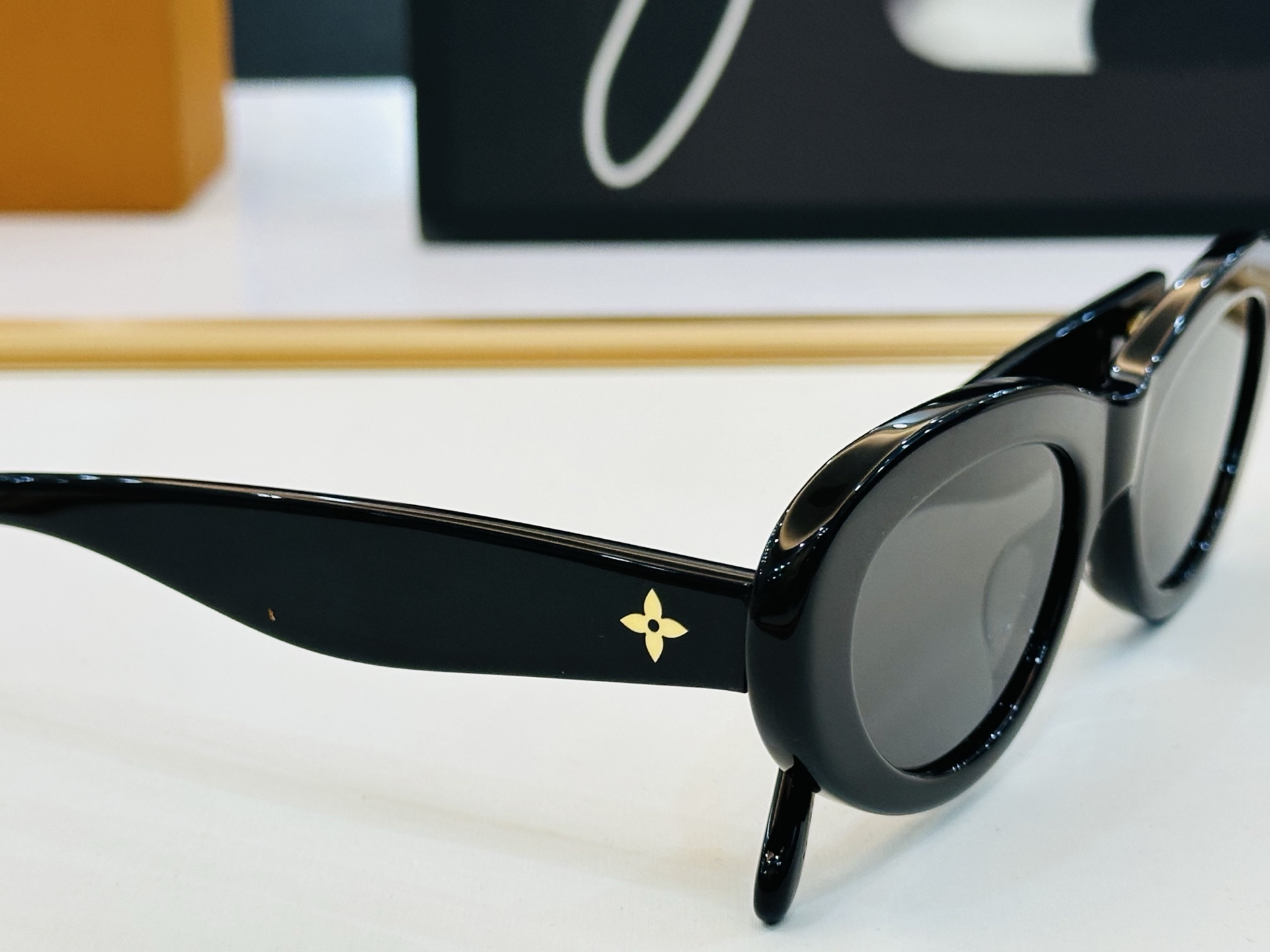 路易家 🎩Z1983E Size：53口20-145 充满活力的 展现独特个性🌟展现大气的你 B高品质 