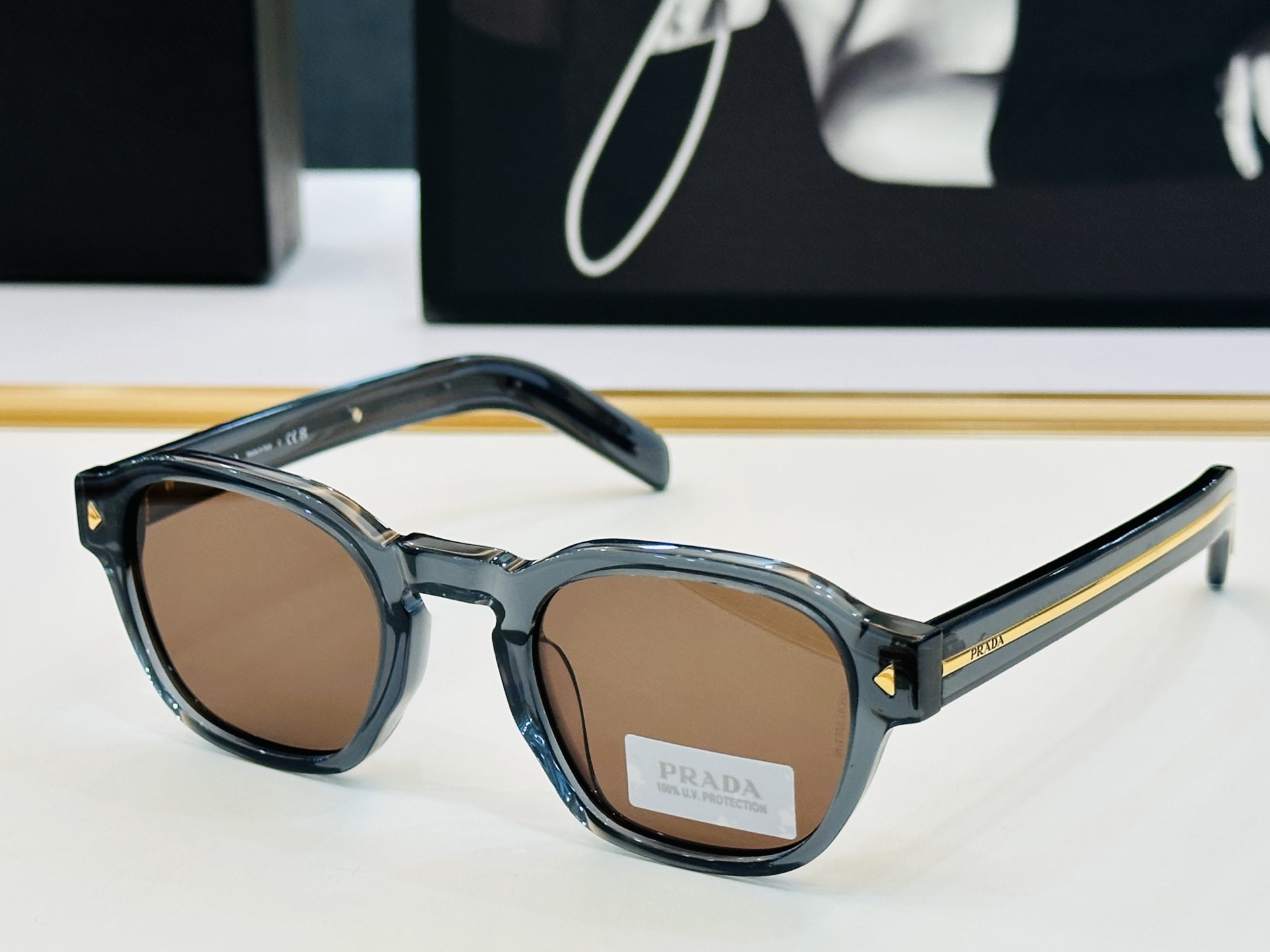 🔺PRAD*🔻普家 SPRA16S Size：52口24-145 眼镜系列堪称精湛制作 彰显独特个性 B