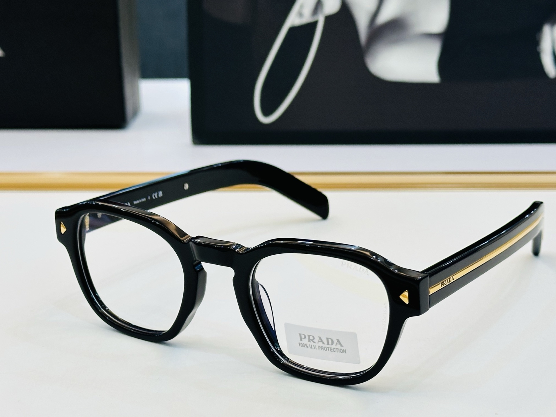 🔺PRAD*🔻普家 SPRA16S Size：52口24-145 眼镜系列堪称精湛制作 彰显独特个性 B