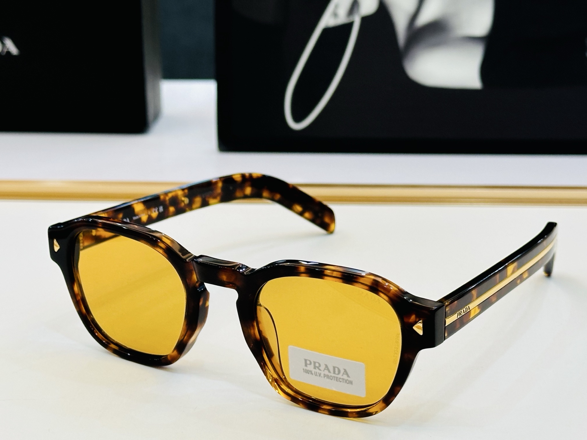 🔺PRAD*🔻普家 SPRA16S Size：52口24-145 眼镜系列堪称精湛制作 彰显独特个性 B