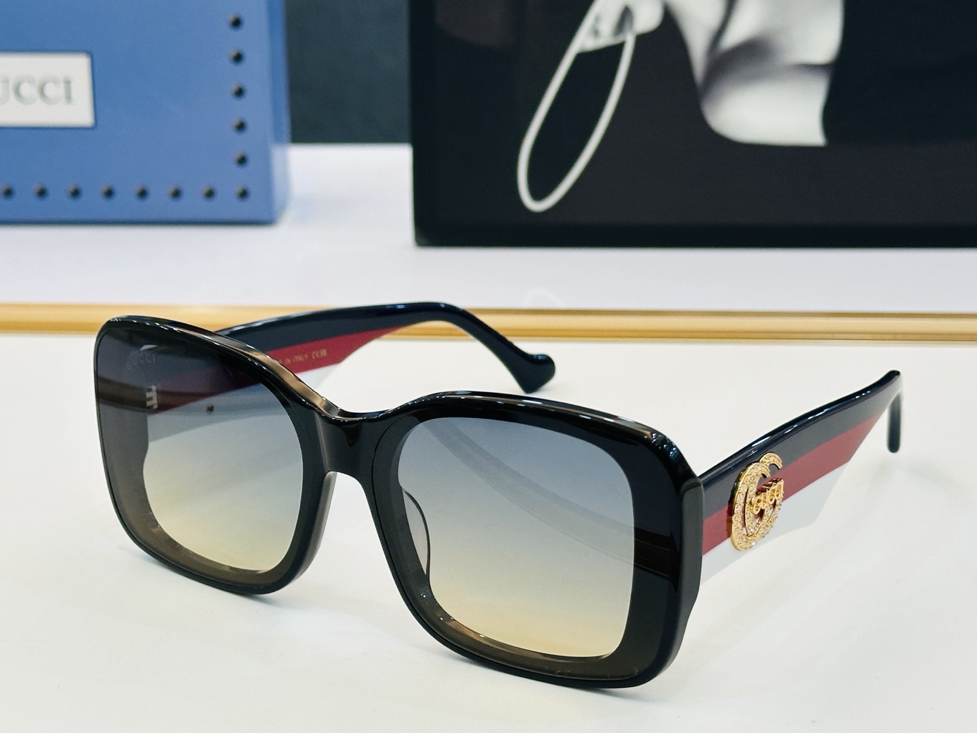 GUCC* 古家 GG1644 🐝🐝系列 Size：65口14-145 🍁🍁 XL超绝品质太阳镜 。