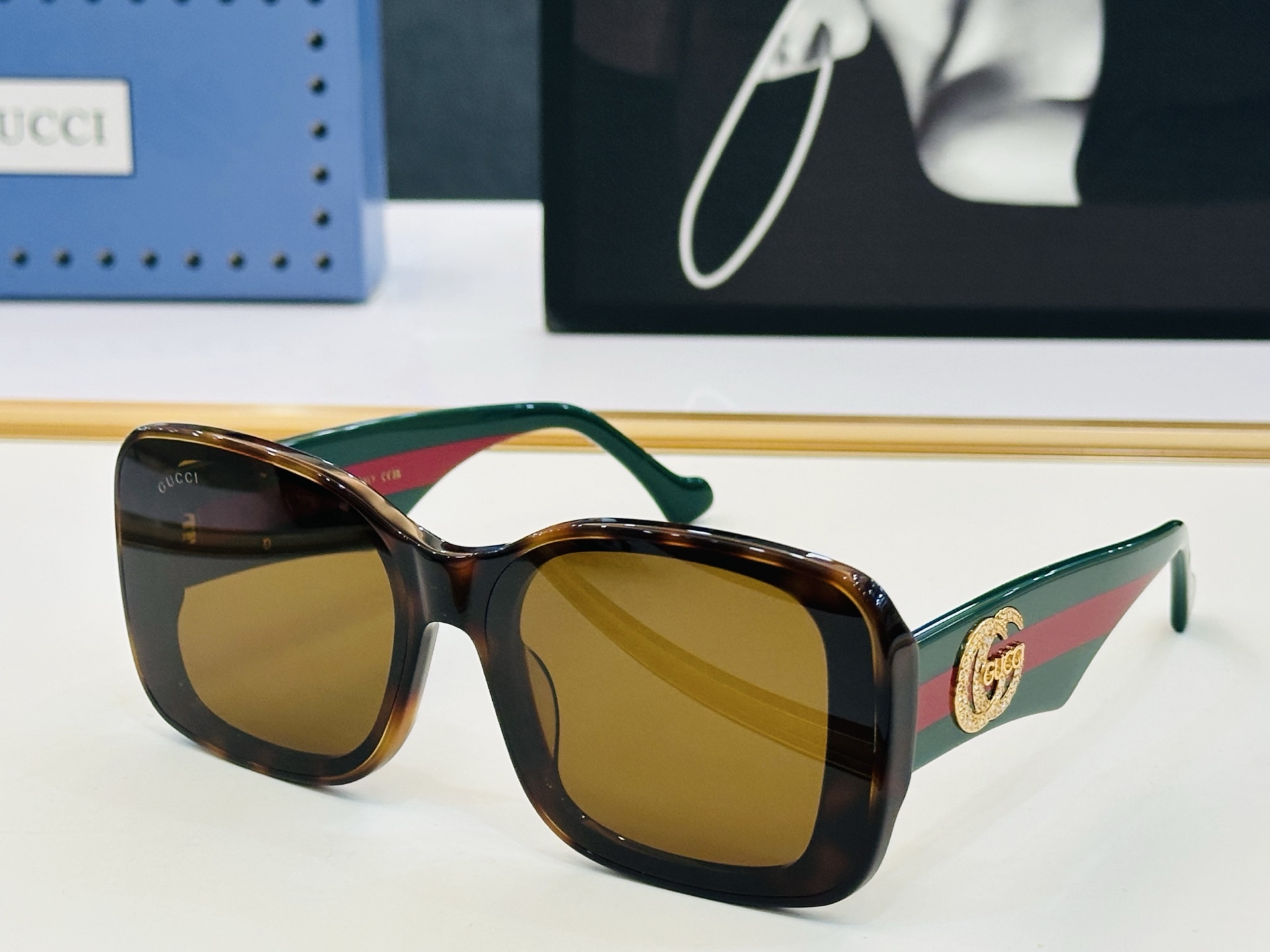 GUCC* 古家 GG1644 🐝🐝系列 Size：65口14-145 🍁🍁 XL超绝品质太阳镜 。