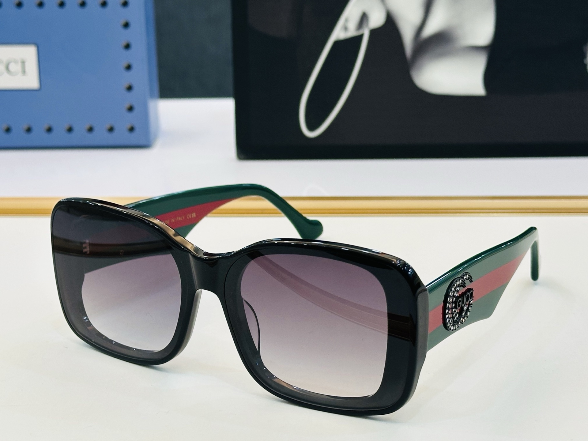 GUCC* 古家 GG1644 🐝🐝系列 Size：65口14-145 🍁🍁 XL超绝品质太阳镜 。