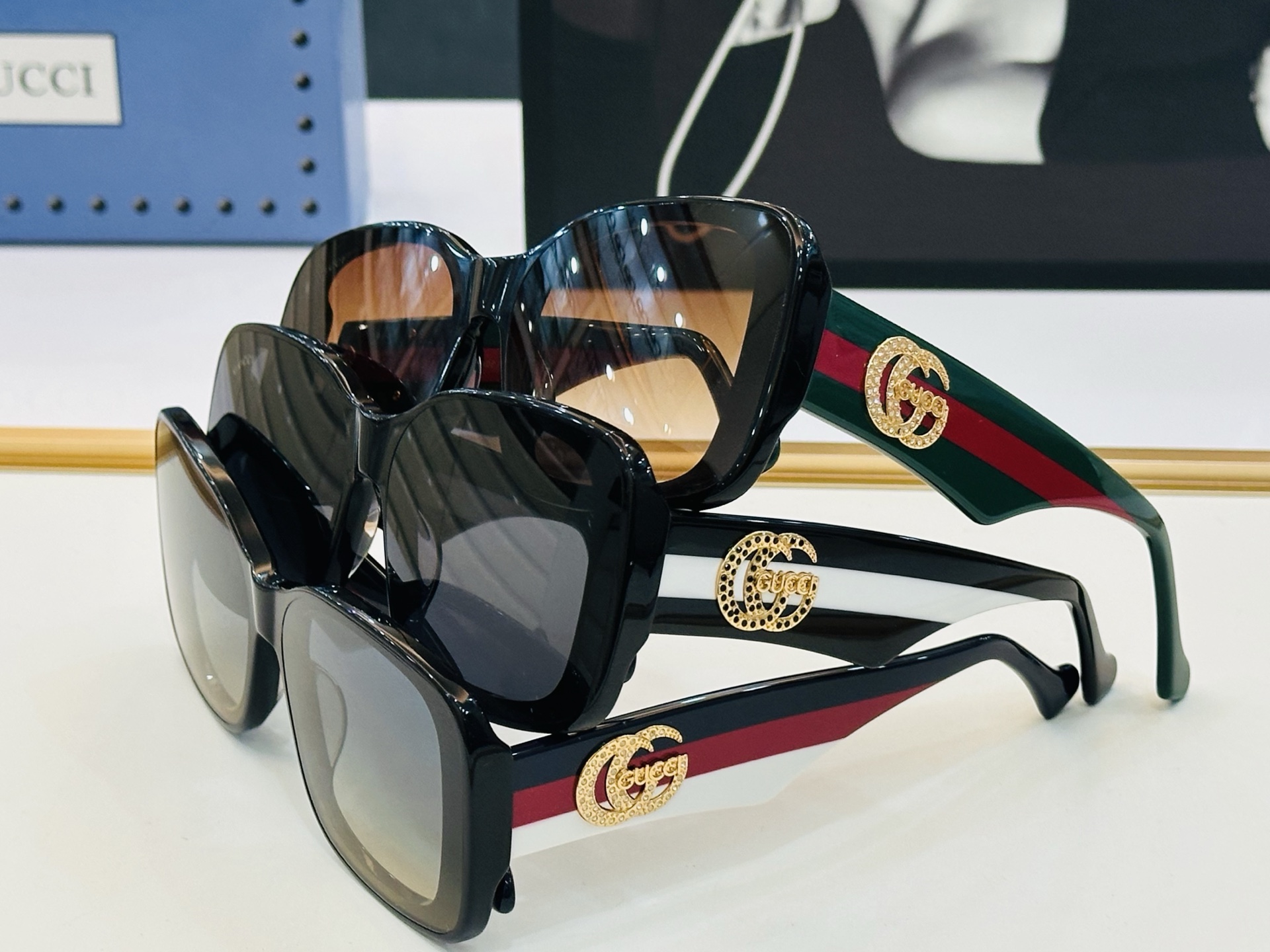 GUCC* 古家 GG1644 🐝🐝系列 Size：65口14-145 🍁🍁 XL超绝品质太阳镜 。
