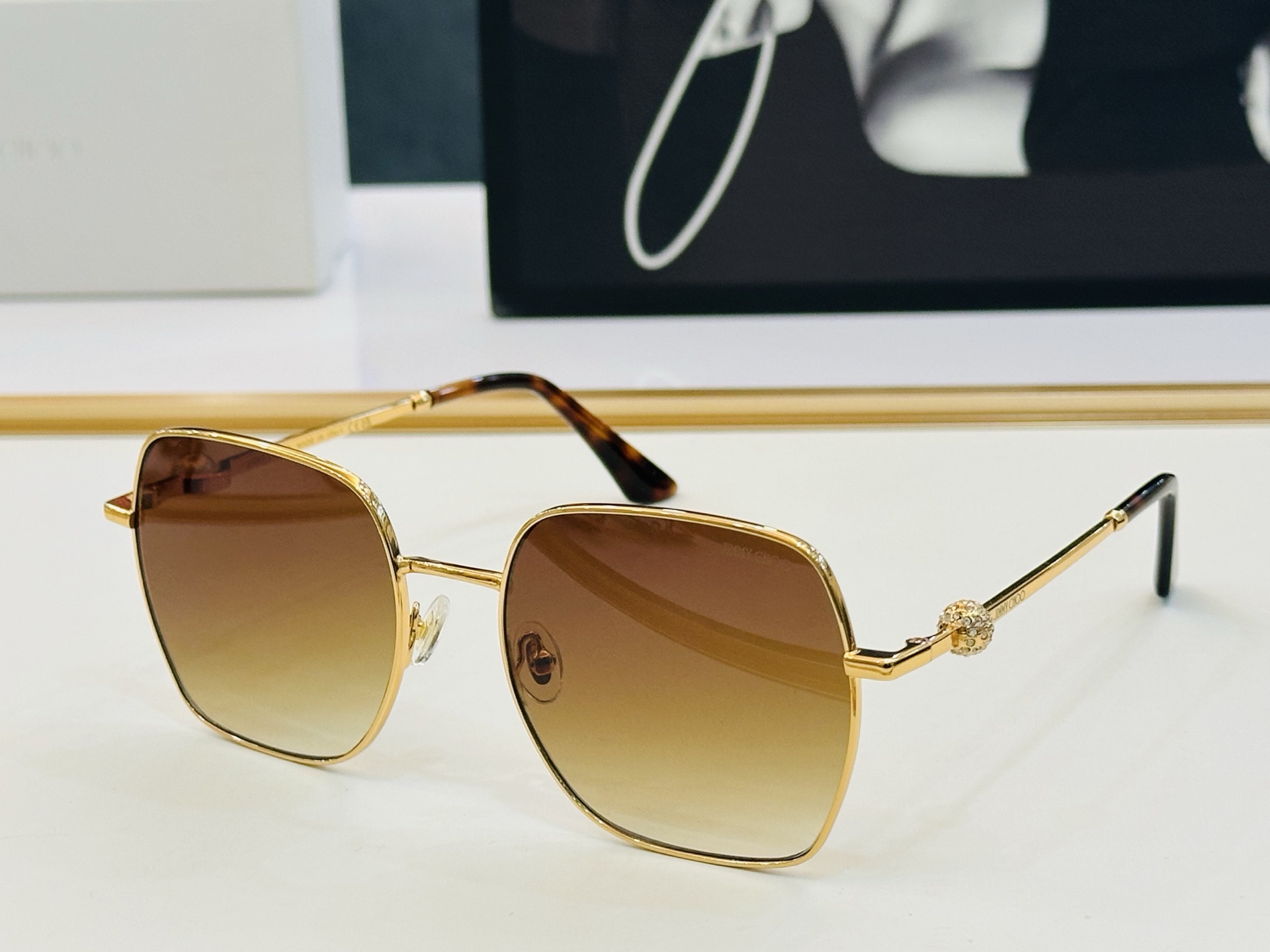 JIMMY CHO* 吉米家 JC4008 Size：57口19-142 新款 坚持一如既往最高品质 百