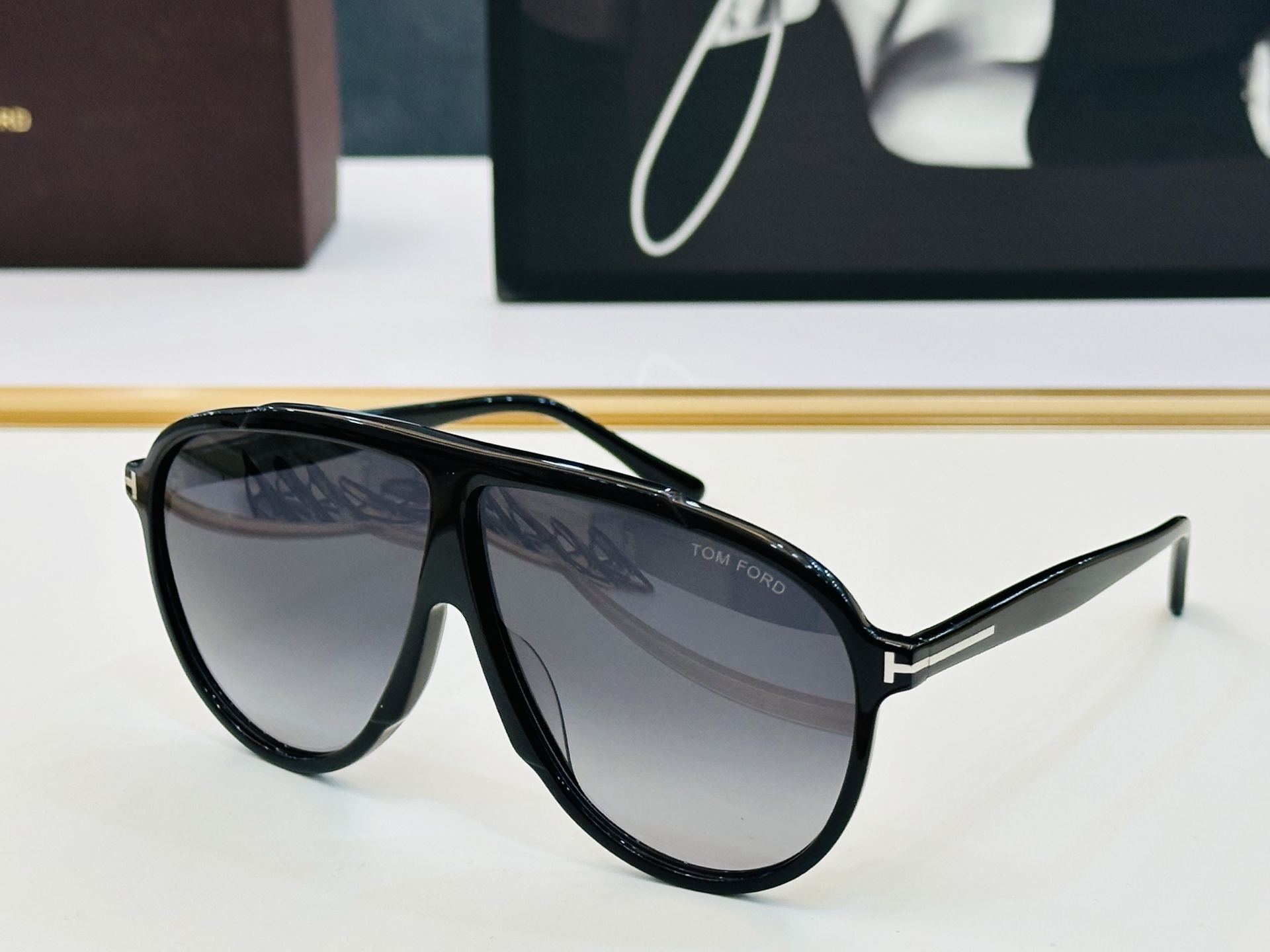 🆕款 TOM FORD🏇汤姆家 MODEL: FT1211 size：65口5-140 😍C 时尚潮流 