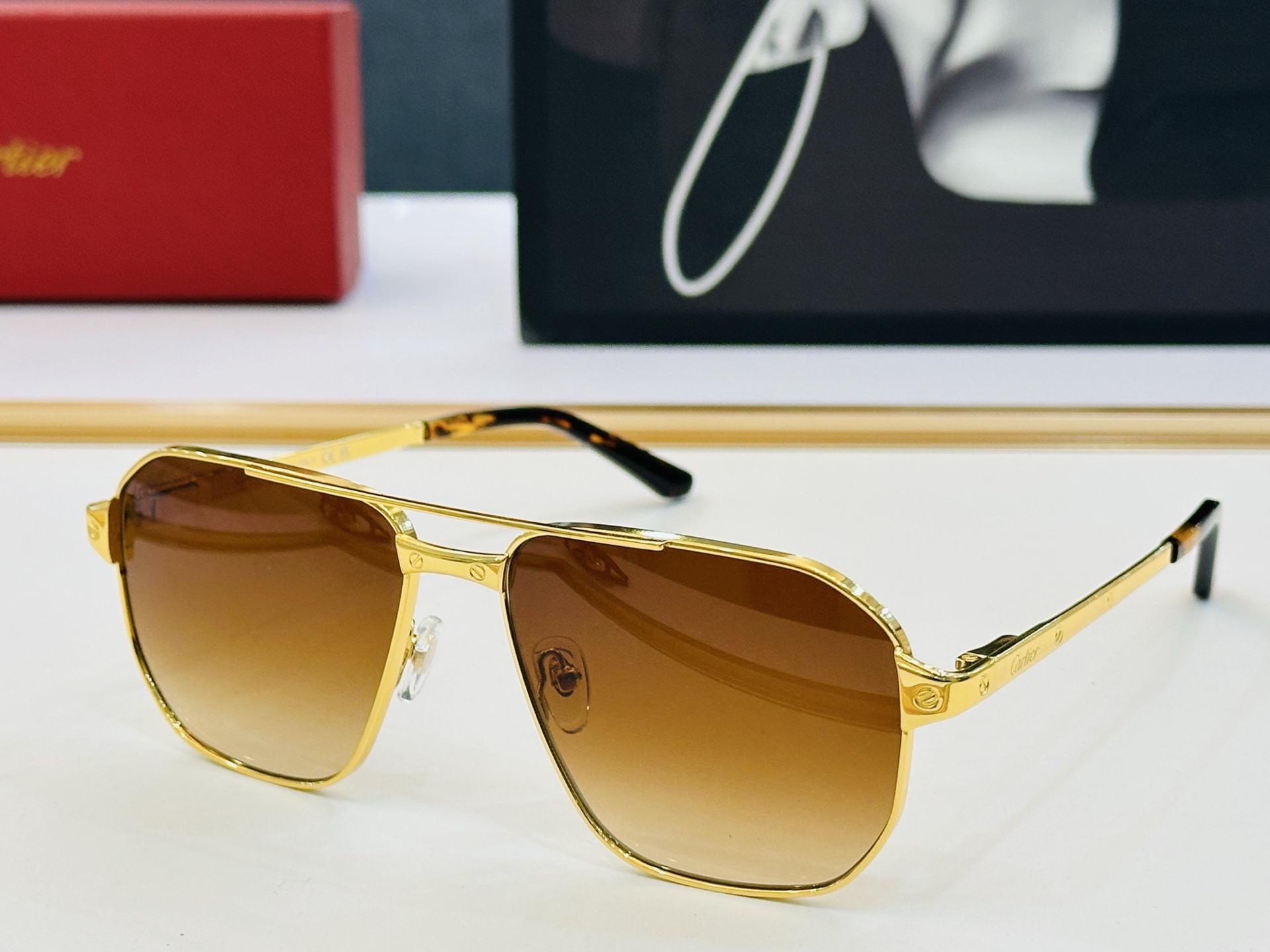 🆕 Cartie* CT0424S Size：59口15-140 卡家 上脸体验感非常赞超轻便。C设计大