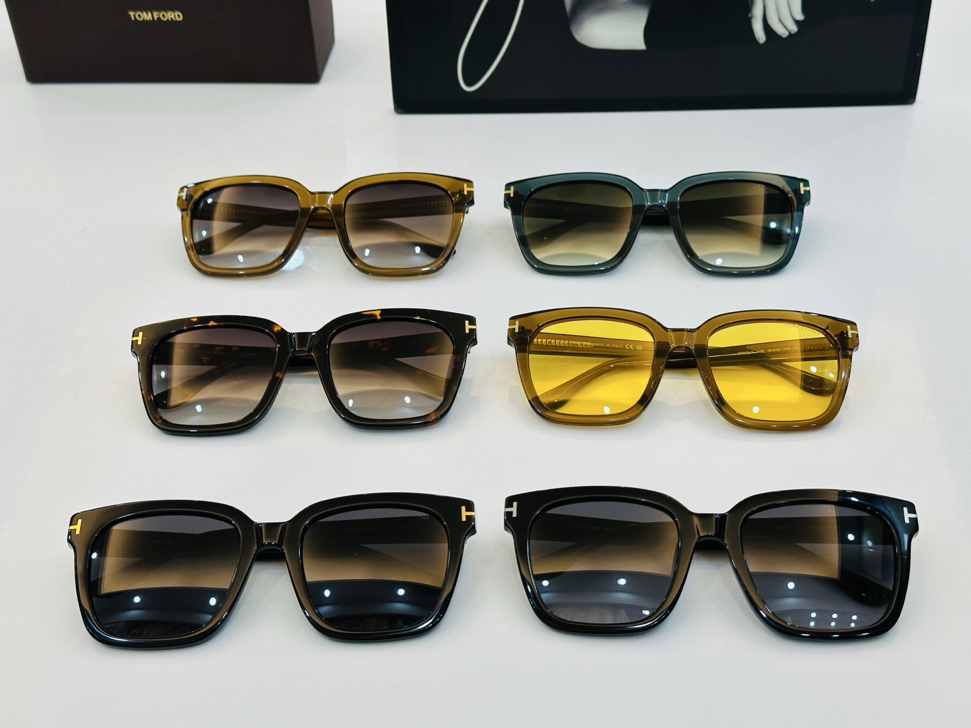 🆕款 TOM FORD🏇汤姆家 MODEL: TF892 size：56口22-145 😍C 时尚潮流 