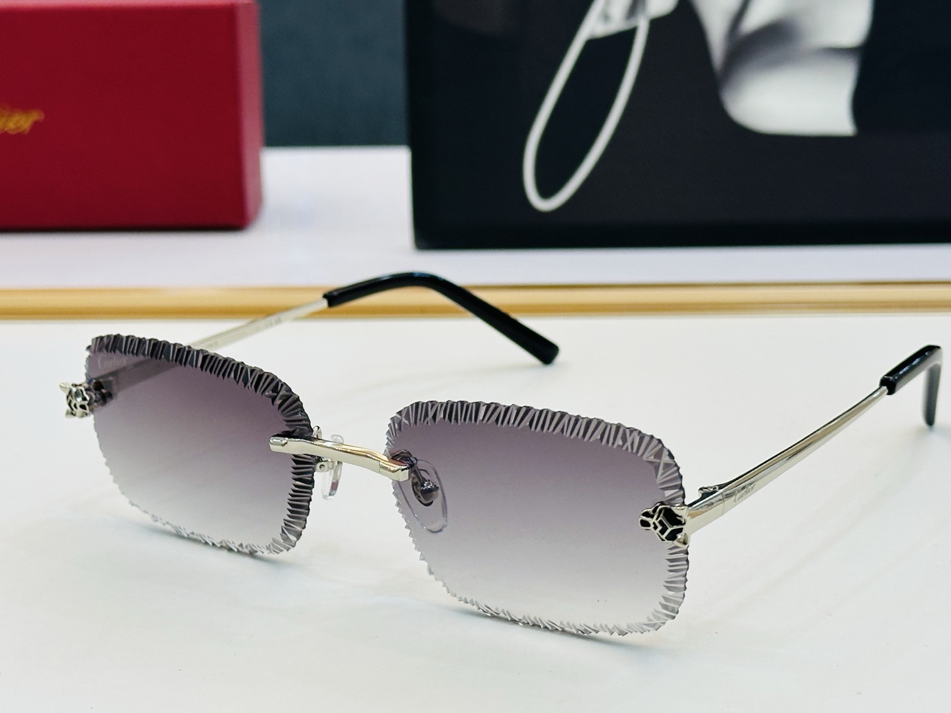 🆕 原版Cartie* 卡家 太阳镜 CT0831S Size：59口17-143 电镀工艺精湛大牌品 