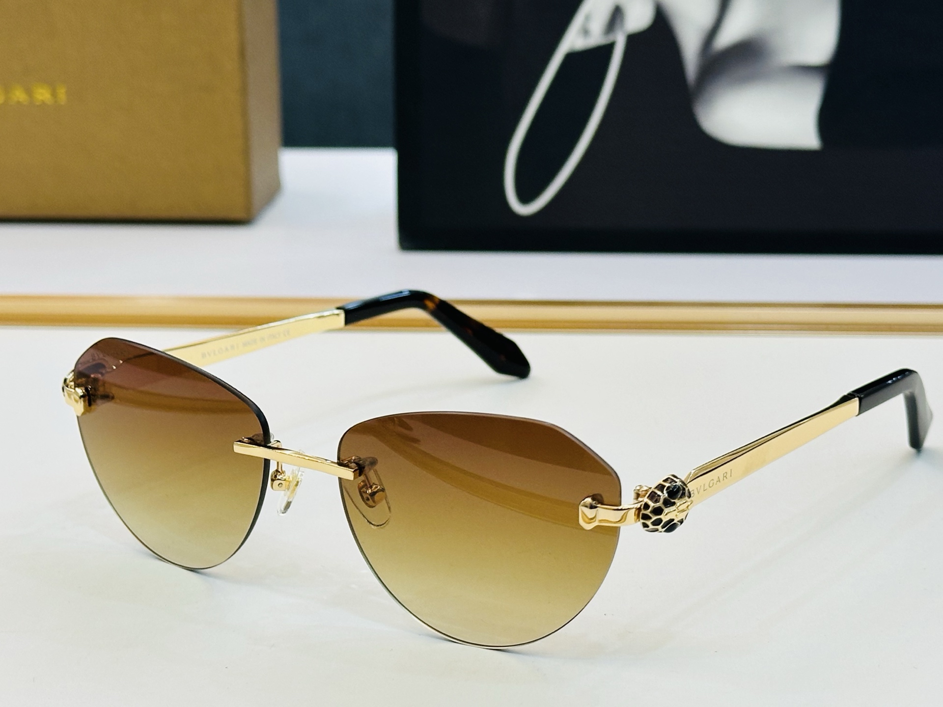 🆕款 官网同售 宝格家 BV50042U 👍 Size ：56口17-145 绝对要买😎品质非常完美 L