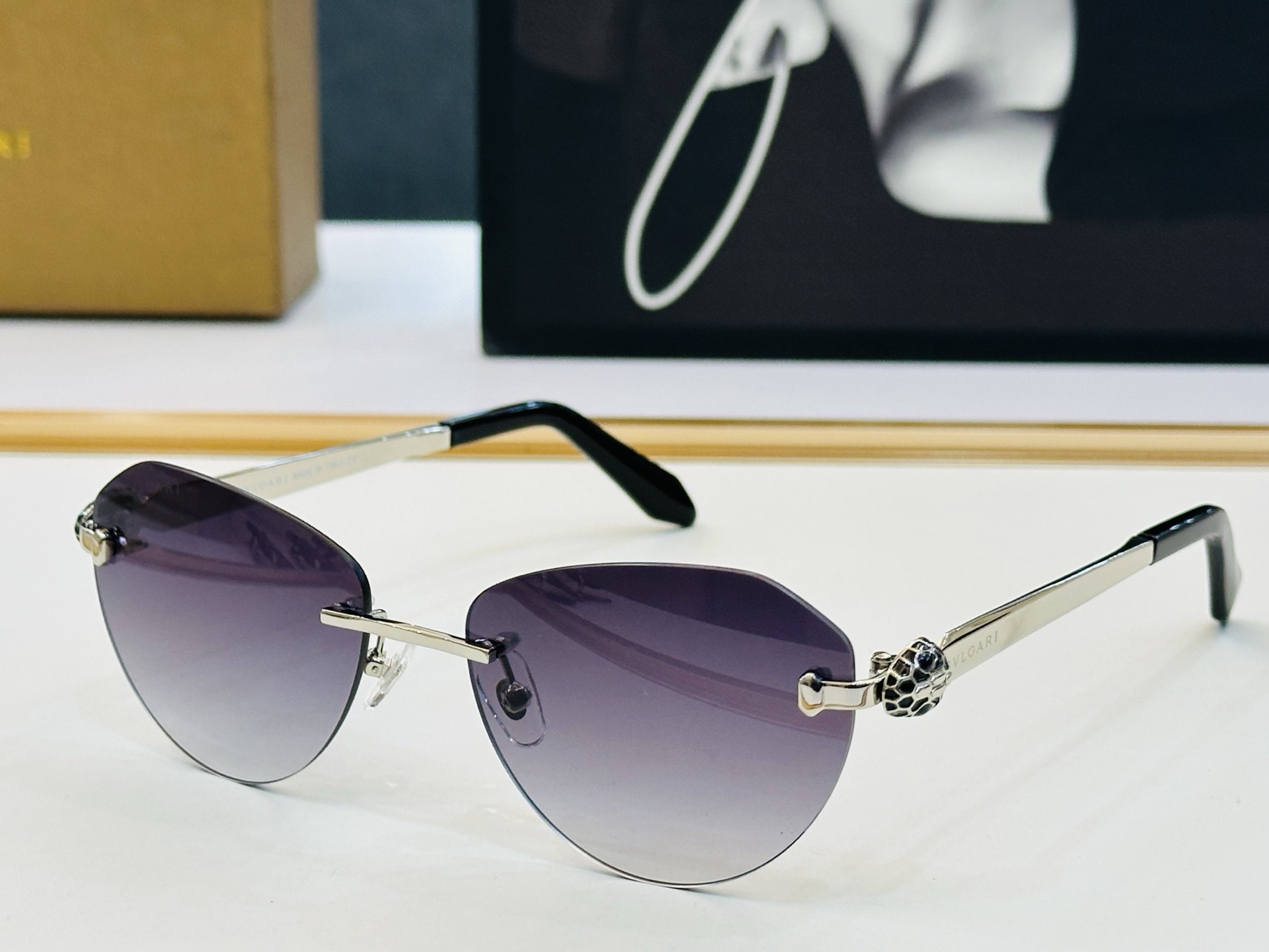 🆕款 官网同售 宝格家 BV50042U 👍 Size ：56口17-145 绝对要买😎品质非常完美 L