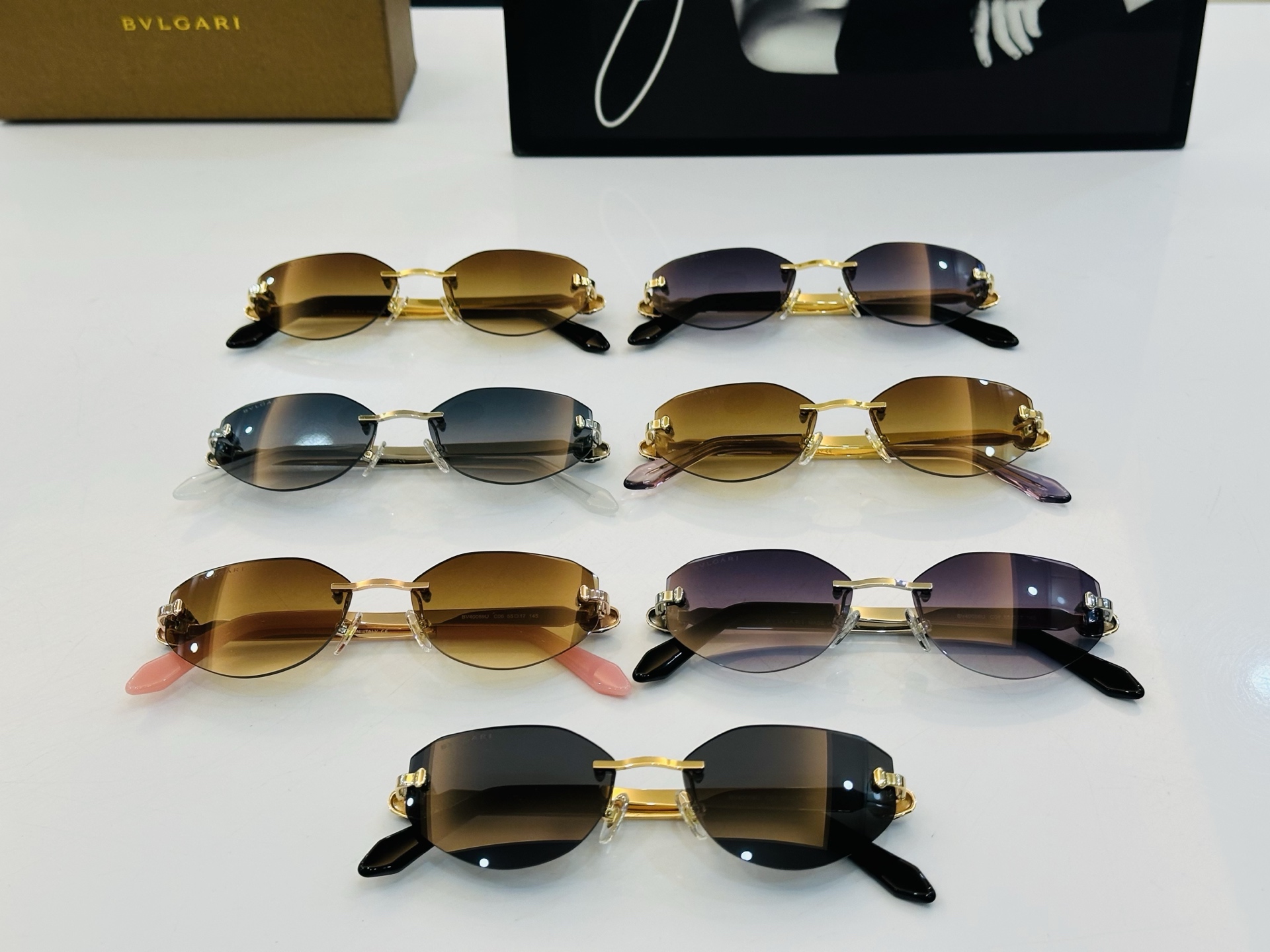 🆕款 官网同售 宝格家 BV40059U 👍 Size ：55口17-145 绝对要买😎品质非常完美 L