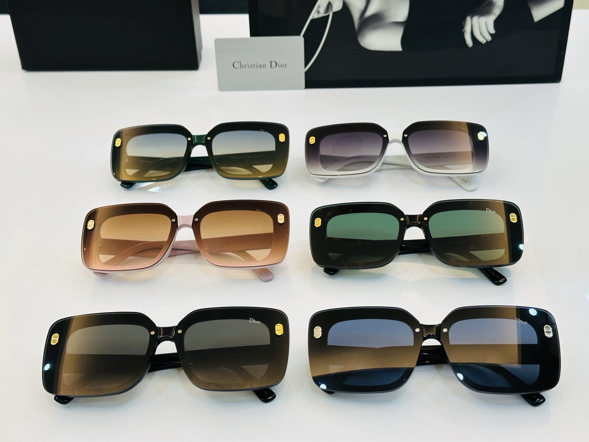 🔻🔻🔻DIO* 迪家 CD17UCR Size：70口10-145 春夏款墨镜 😎🔆 K搭配镜腿精致 质