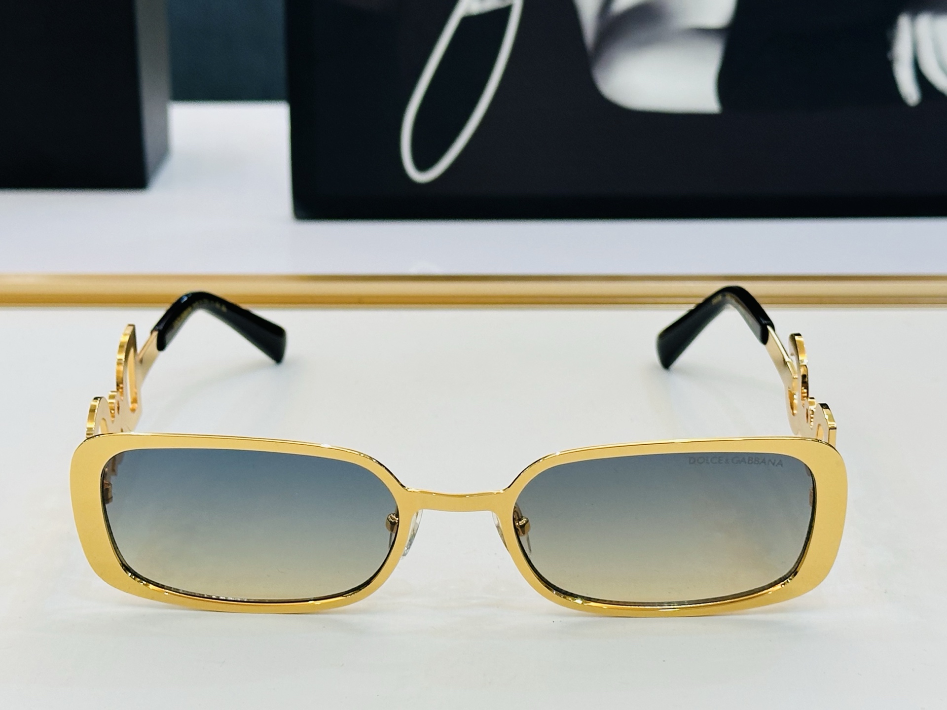 🆕 官网款 🔺DOLCE&GABBAN*🔻DG2058 Size：57口20-145 新颖独特🔝🔝K美艳