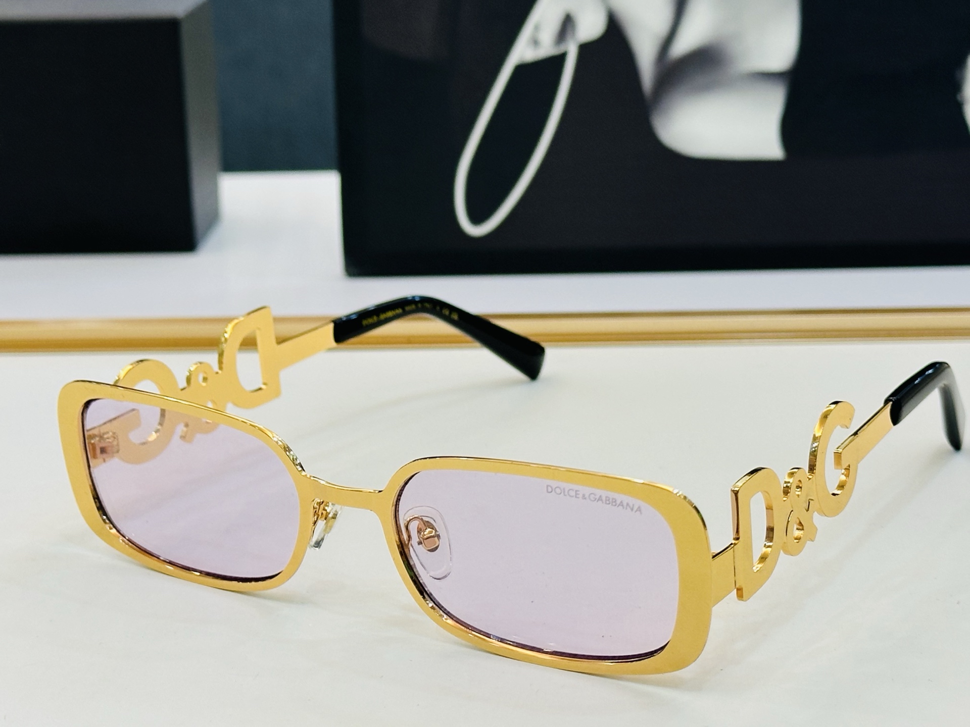 🆕 官网款 🔺DOLCE&GABBAN*🔻DG2058 Size：57口20-145 新颖独特🔝🔝K美艳