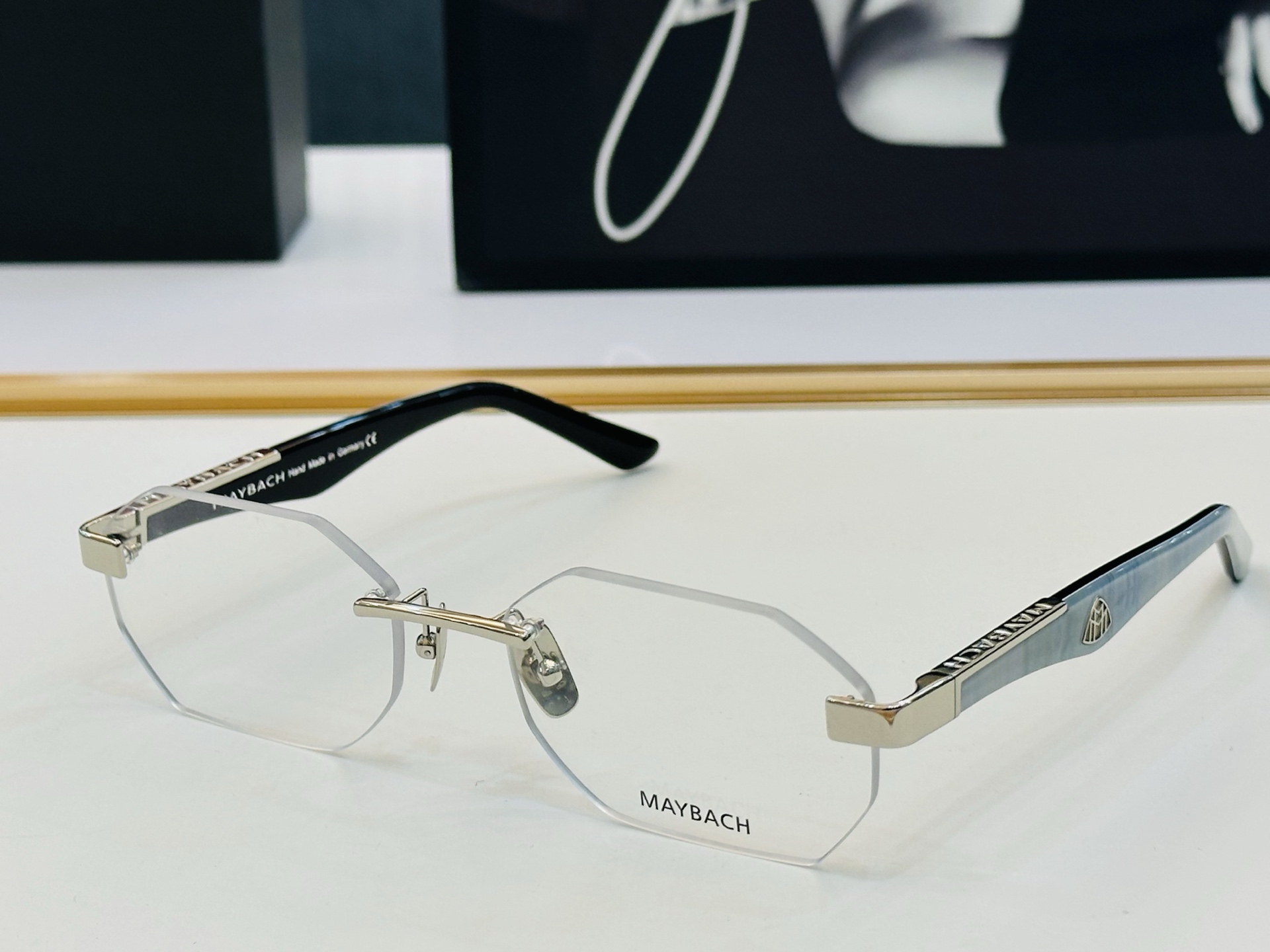 高品质 迈巴赫 🎉🎉做工精美💕💕MAYBAC*H Z28 Size：57口21-140 质感十足 CC👍