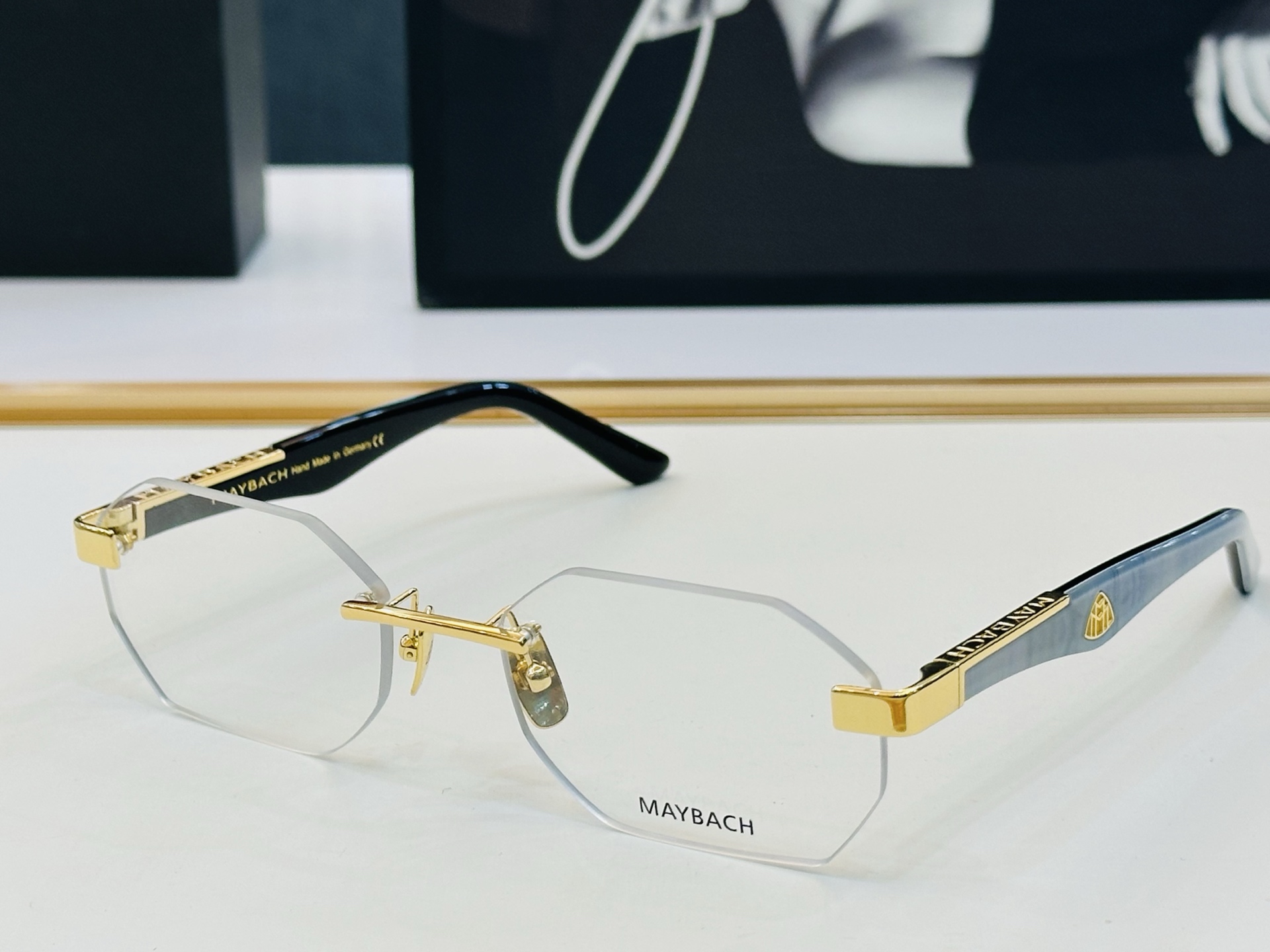 高品质 迈巴赫 🎉🎉做工精美💕💕MAYBAC*H Z28 Size：57口21-140 质感十足 CC👍