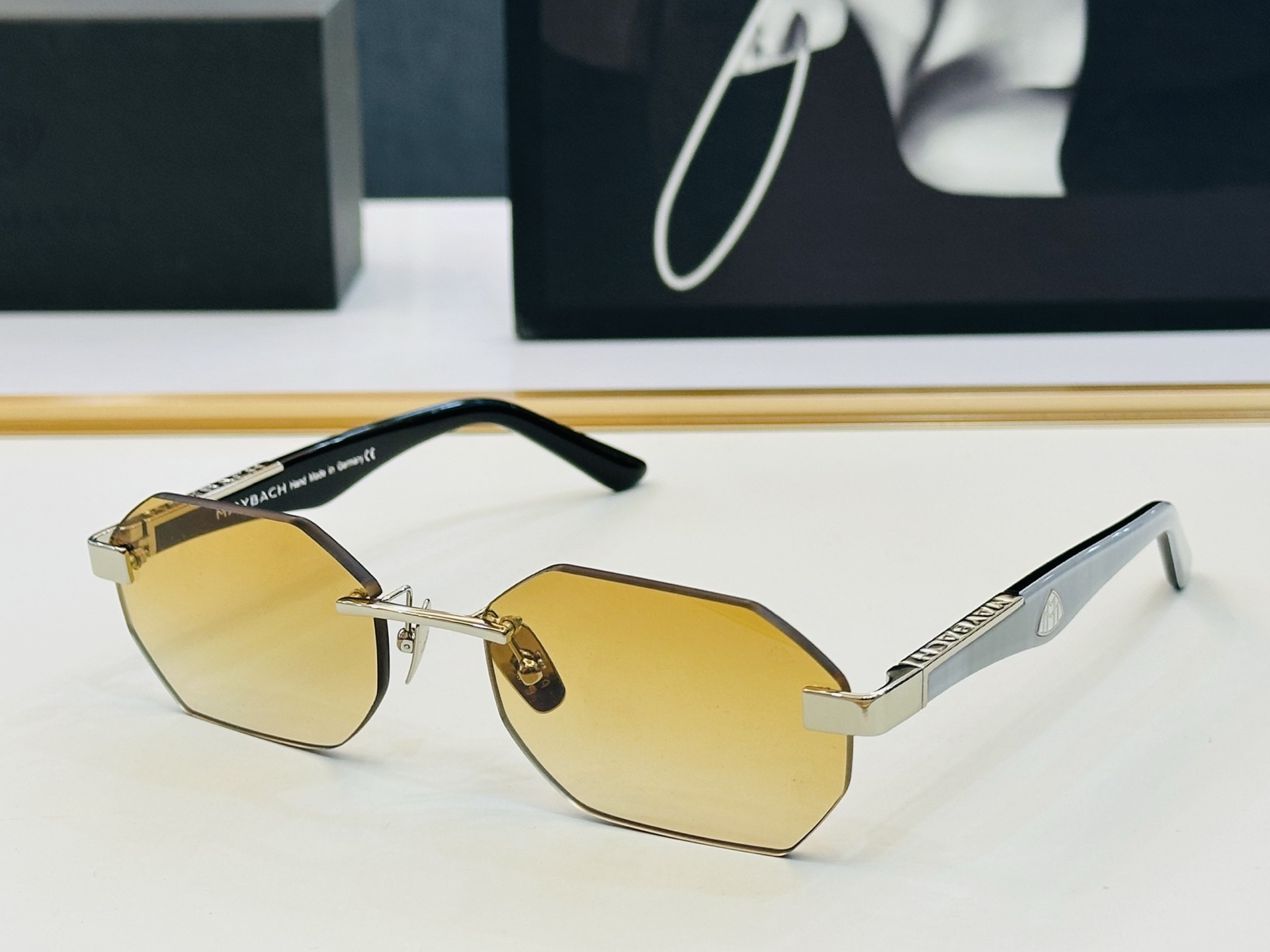 高品质 迈巴赫 🎉🎉做工精美💕💕MAYBAC*H Z36 Size：57口21-140 质感十足 CC👍