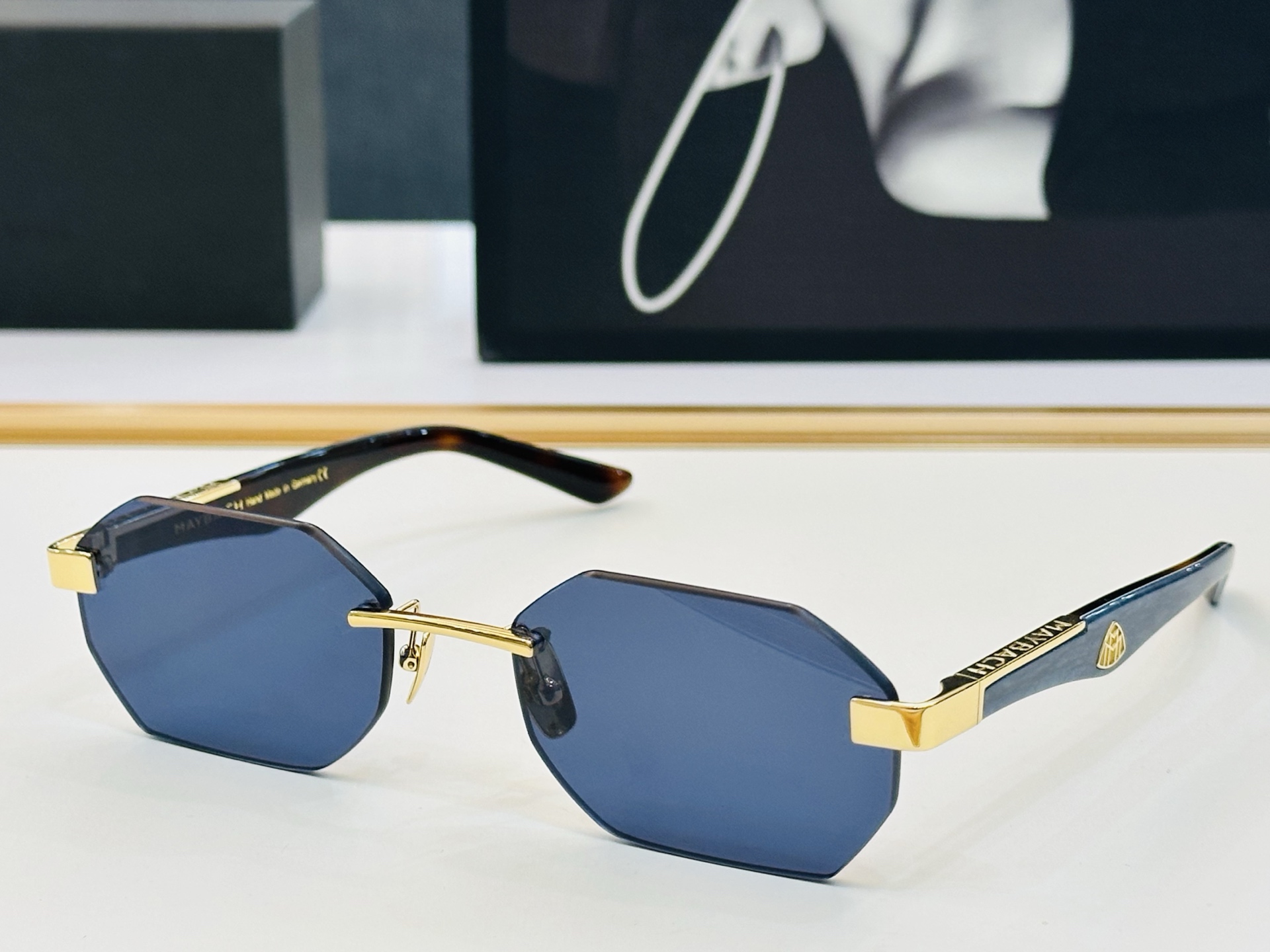 高品质 迈巴赫 🎉🎉做工精美💕💕MAYBAC*H Z36 Size：57口21-140 质感十足 CC👍