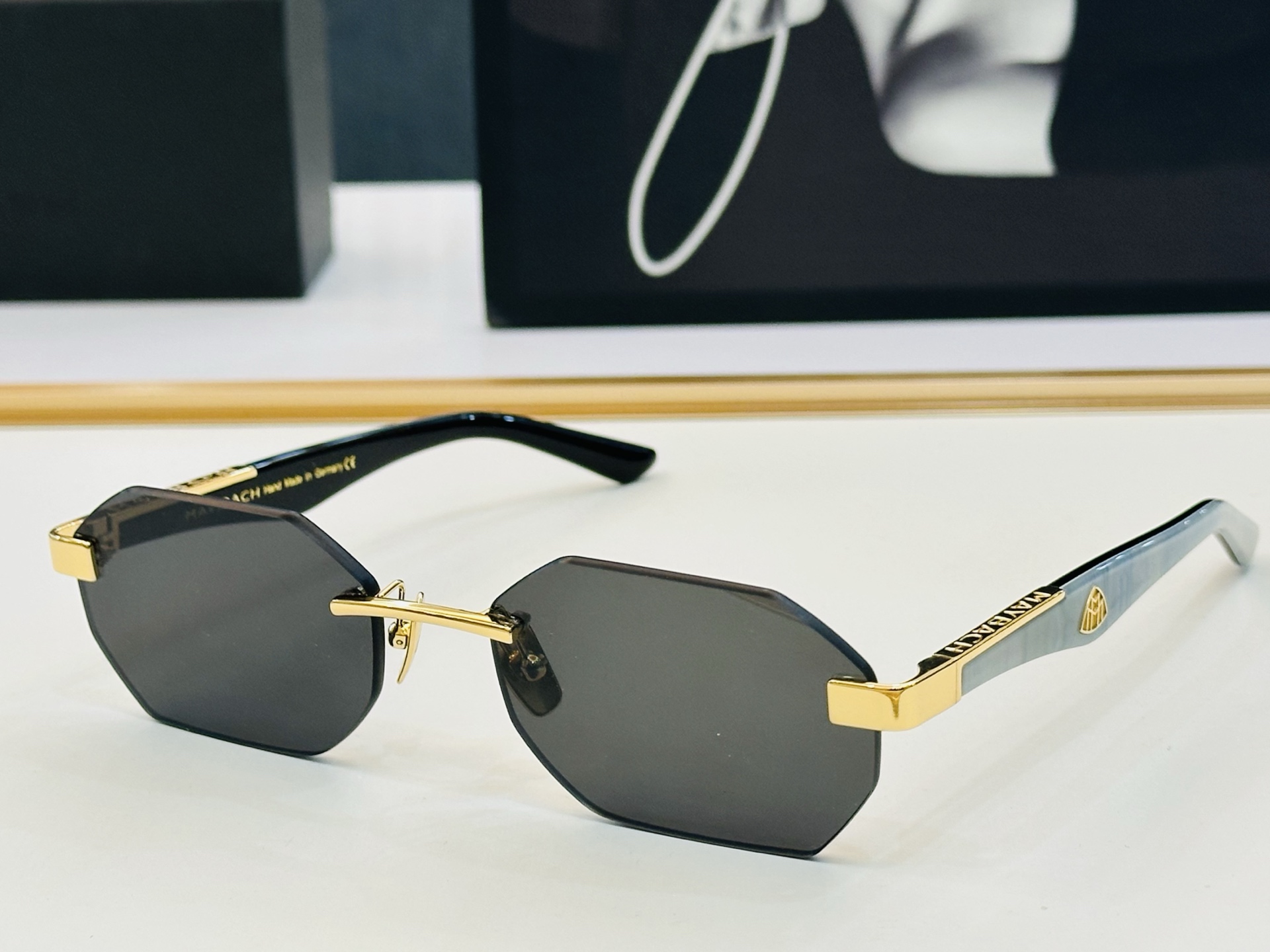 高品质 迈巴赫 🎉🎉做工精美💕💕MAYBAC*H Z36 Size：57口21-140 质感十足 CC👍