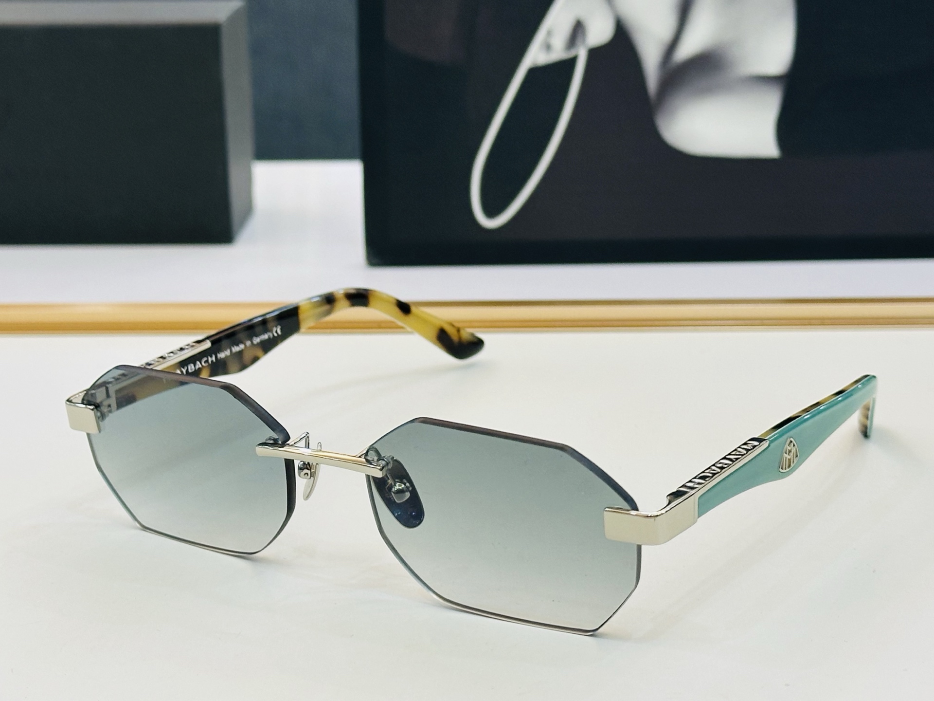 高品质 迈巴赫 🎉🎉做工精美💕💕MAYBAC*H Z36 Size：57口21-140 质感十足 CC👍