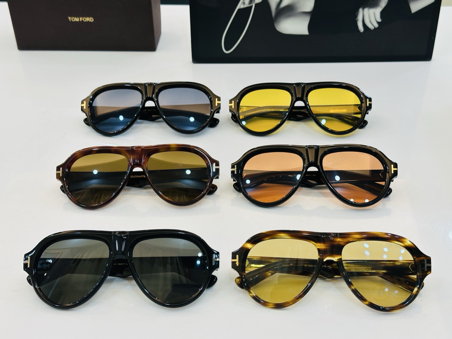 🔺TOM FOR*🔻 汤姆家 官网新款 FT1225 Size：55口17-145 经典时尚 🔝🔝CC采