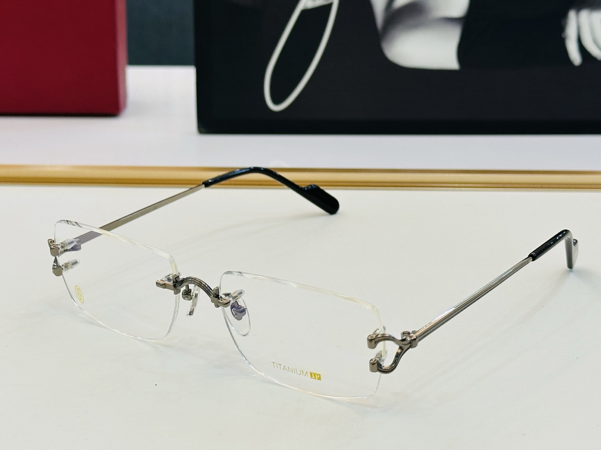 Cartie* 卡家 太阳镜 CT0550S Size：56口18-145 电镀工艺精湛气质十足！W男女