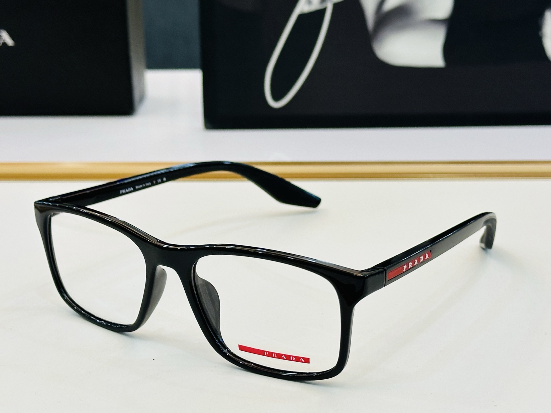 🔺PRAD*🔻普家 VPS01Q Size：56口17-145 眼镜系列堪称精湛制作 彰显独特个 W 最