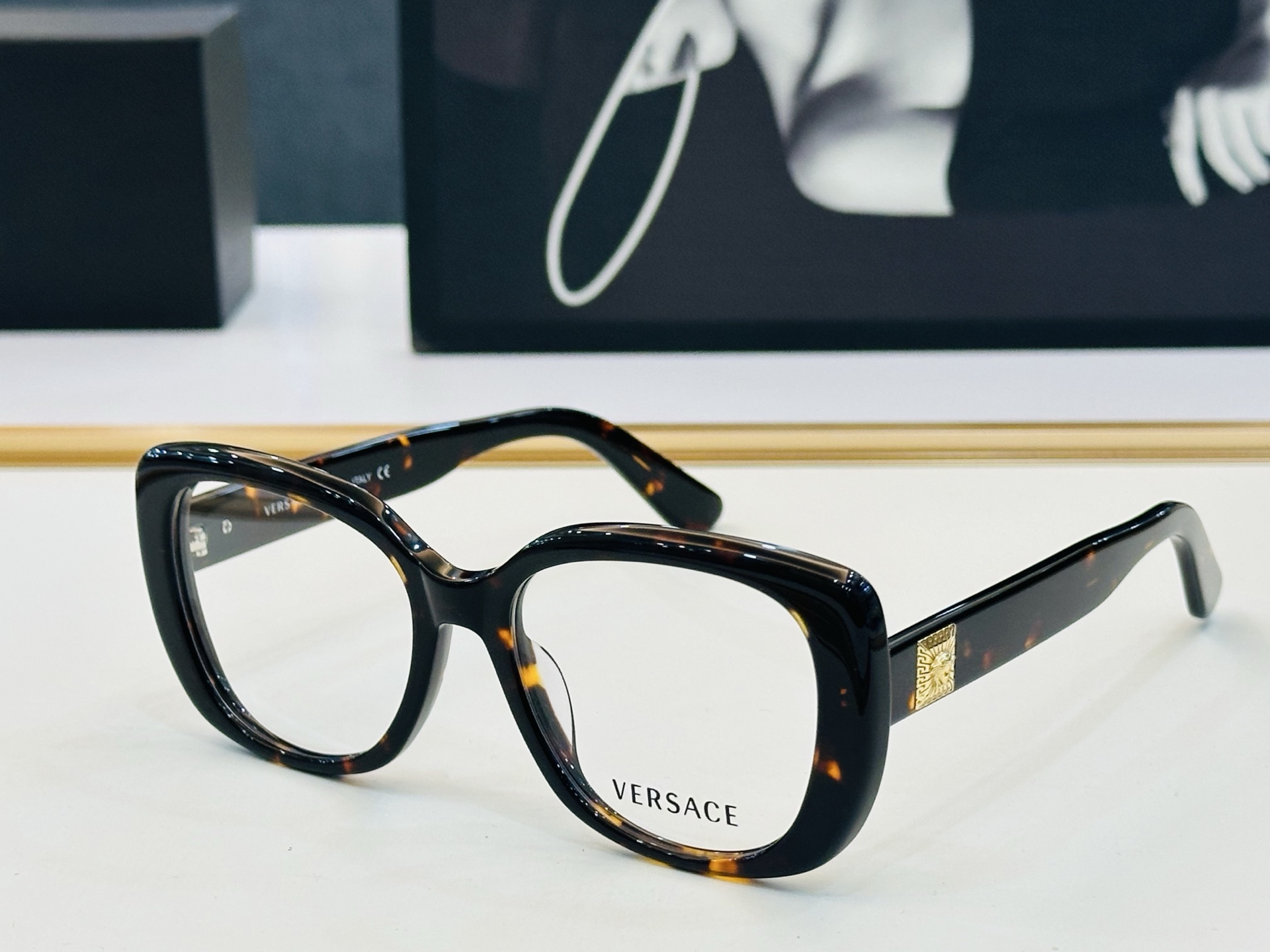 🎉🎉范思家 VERSACE✨✨✨MODEL：VE3468 Size：54口18-145 ✨Z有范