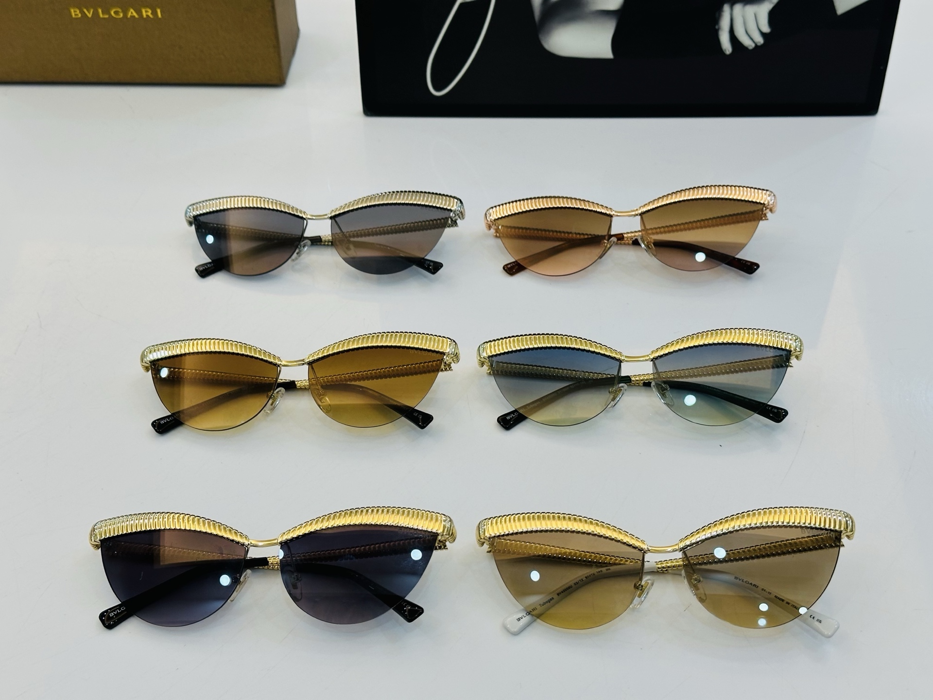 🆕款 官网同售 宝格家 BV40056U 👍 Size ：61口12-145 绝对要买😎品质非常完美 C