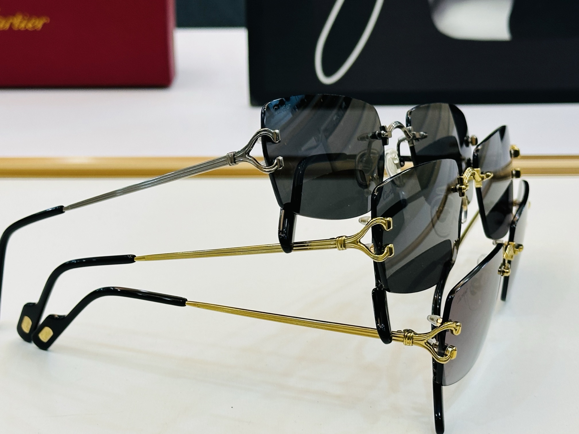 Cartie* 卡家 太阳镜 CT0550S Size：56口18-145 电镀工艺精湛气质十足！W男女