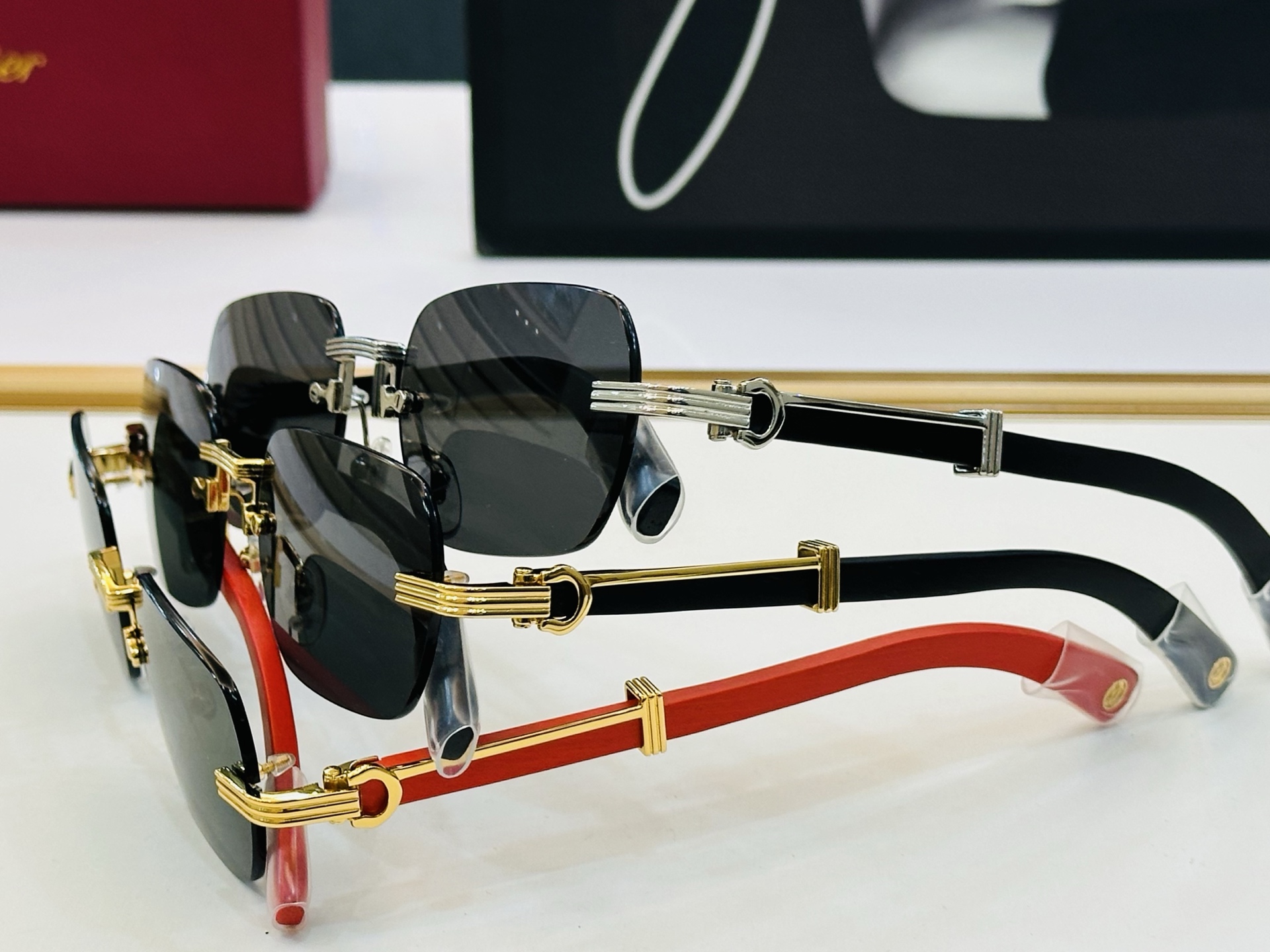 Cartie* 卡家 太阳镜 CT0362S Size：54口21-145 电镀工艺精湛气质十足！W男女