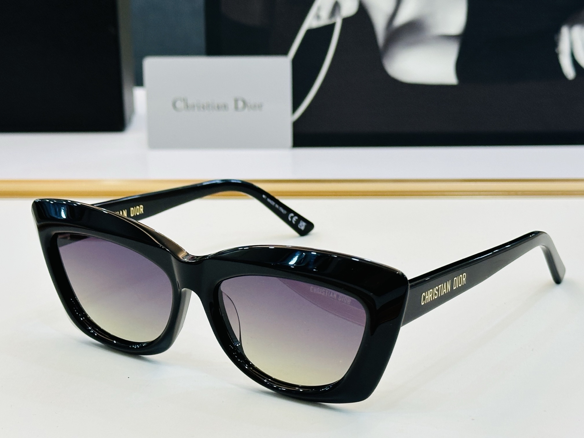 🔻🔻🔻DIO* 迪家 B3F Size：55口17-145 春夏款墨镜 😎🔆 一 搭配镜腿精致 质量上佳