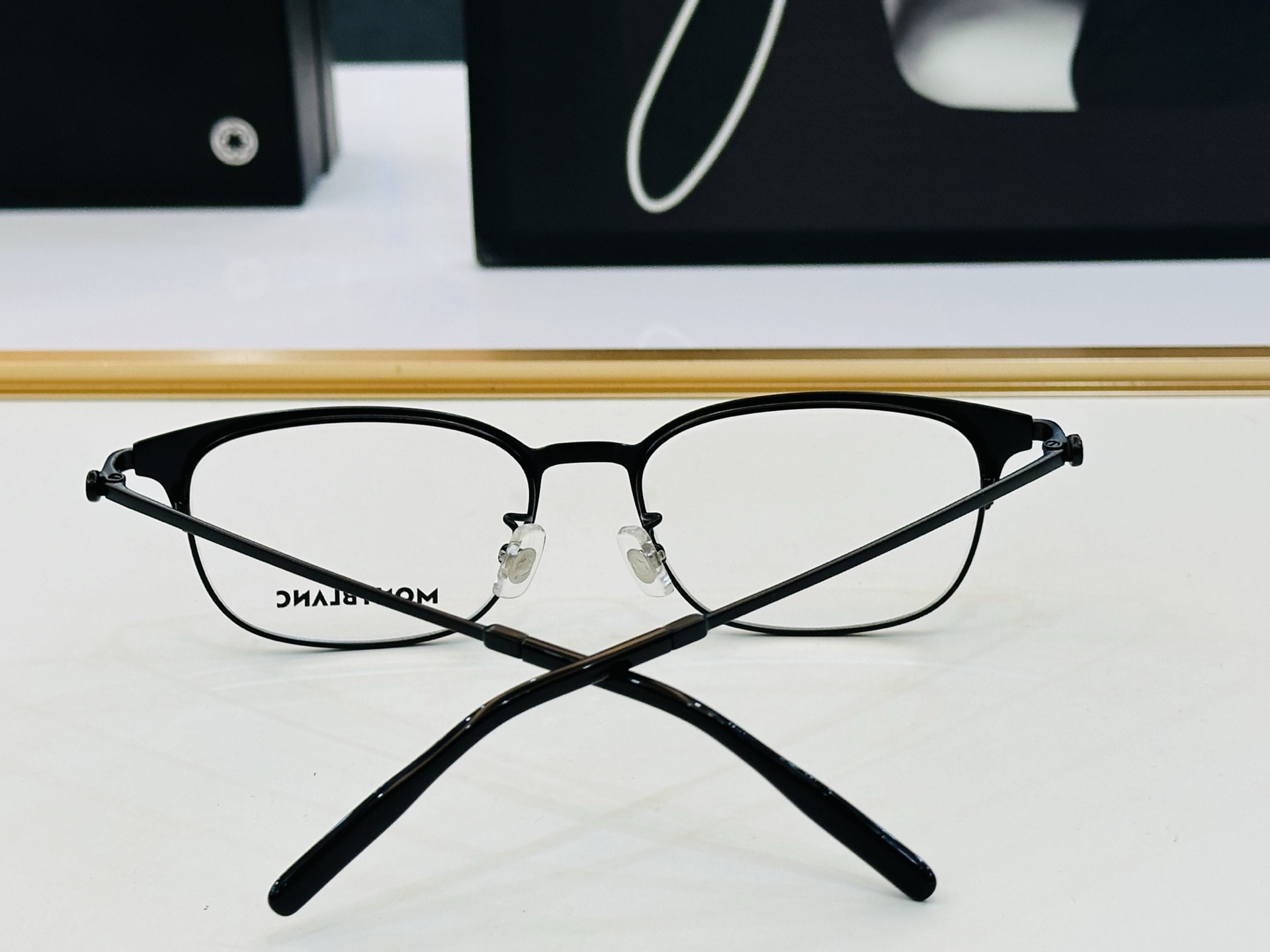 官网新品 MONTBLANC 万宝龙 MB0377OJ Size：54口17-150 做工精良 👍👍J 