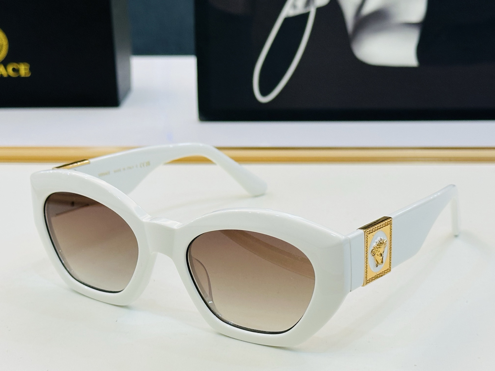 🎉🎉范思家 VERSACE✨MOD：420 Size：53口20-145 ✨J有范