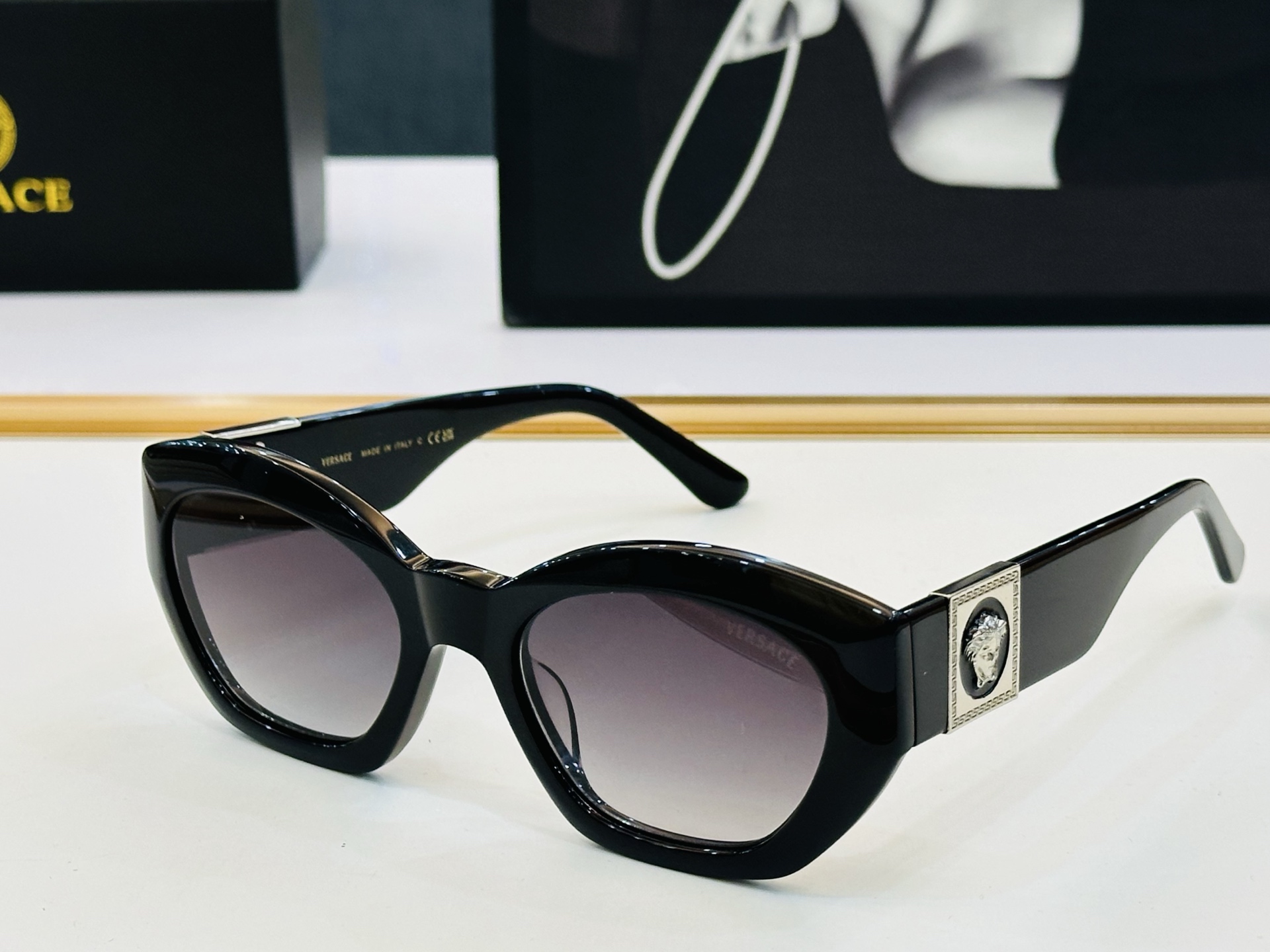 🎉🎉范思家 VERSACE✨MOD：420 Size：53口20-145 ✨J有范