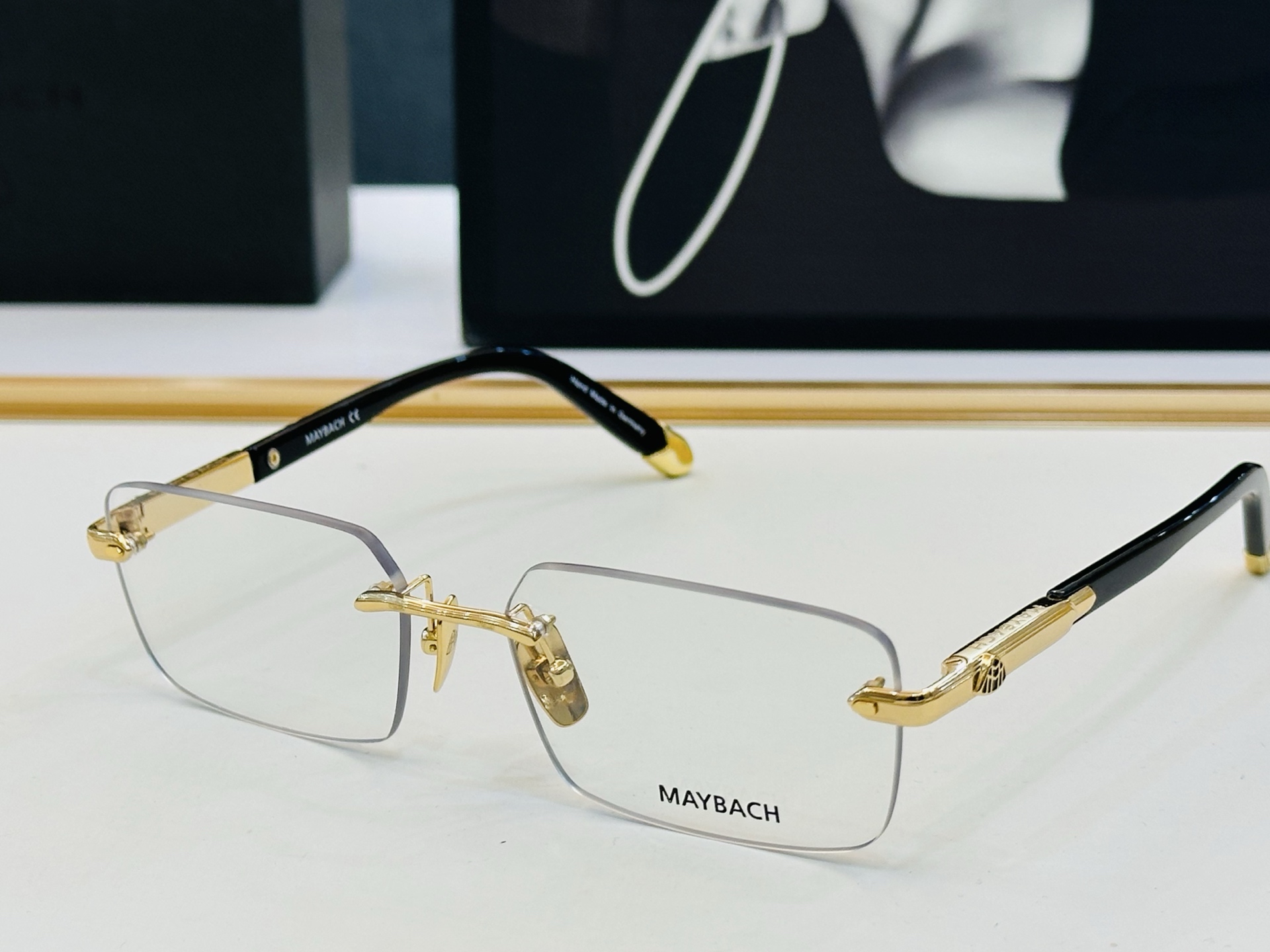 高品质 迈巴赫 🎉🎉做工精美💕💕MAYBAC*H Z36 Size：57口18-145 质感十足 A👍高