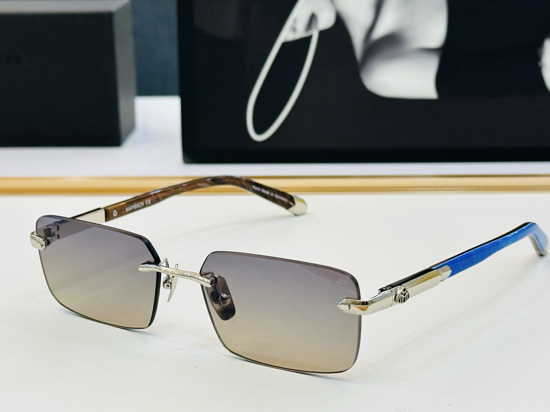 高品质 迈巴赫 🎉🎉做工精美💕💕MAYBAC*H Z36 Size：57口18-145 质感十足 A👍高