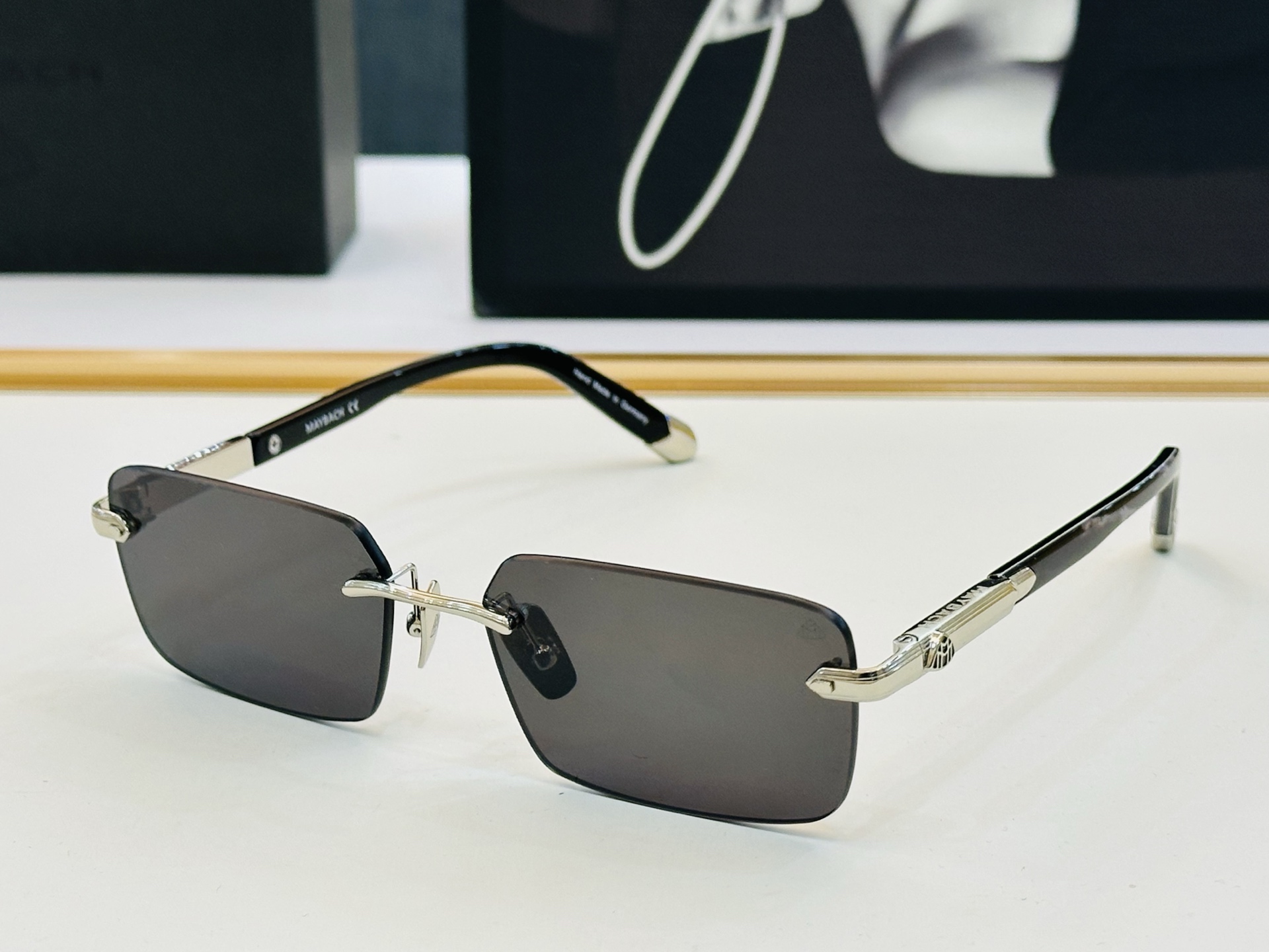 高品质 迈巴赫 🎉🎉做工精美💕💕MAYBAC*H Z36 Size：57口18-145 质感十足 A👍高