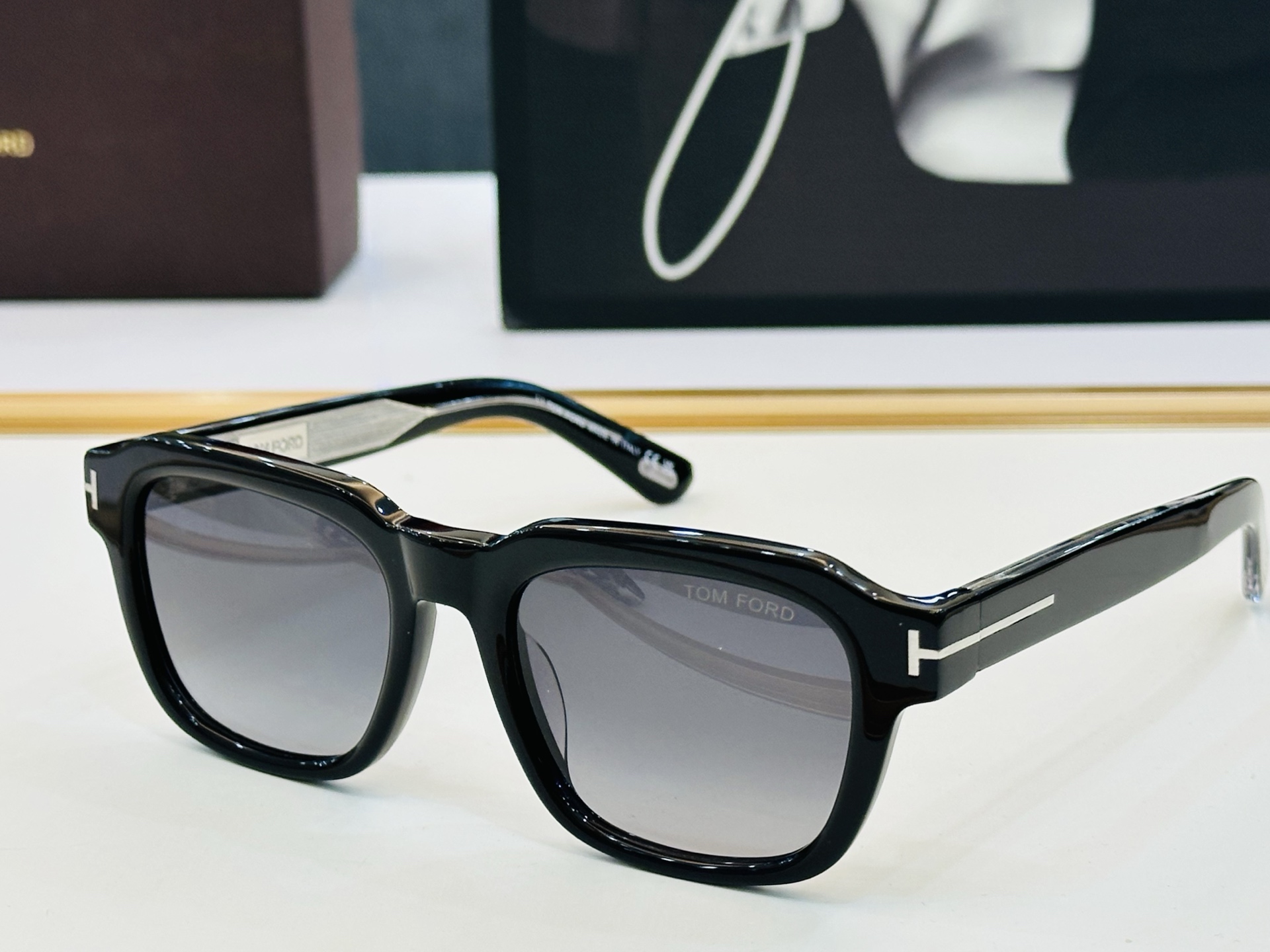 🎉TOM FOR*🎉汤姆家 Model: FT1226 Size：51口20-140 时尚框 板材太阳镜