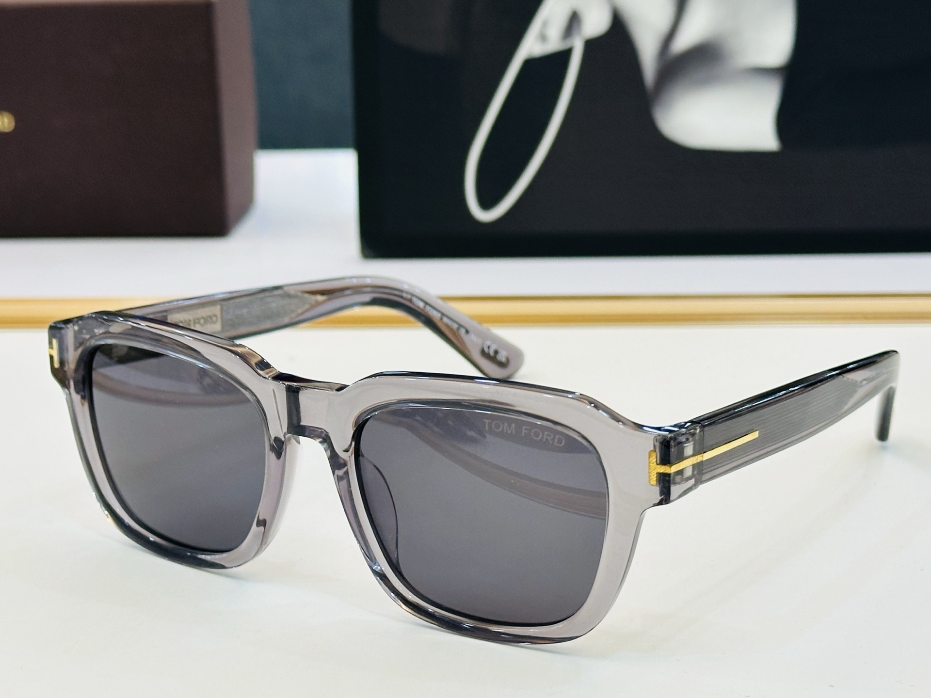 🎉TOM FOR*🎉汤姆家 Model: FT1226 Size：51口20-140 时尚框 板材太阳镜