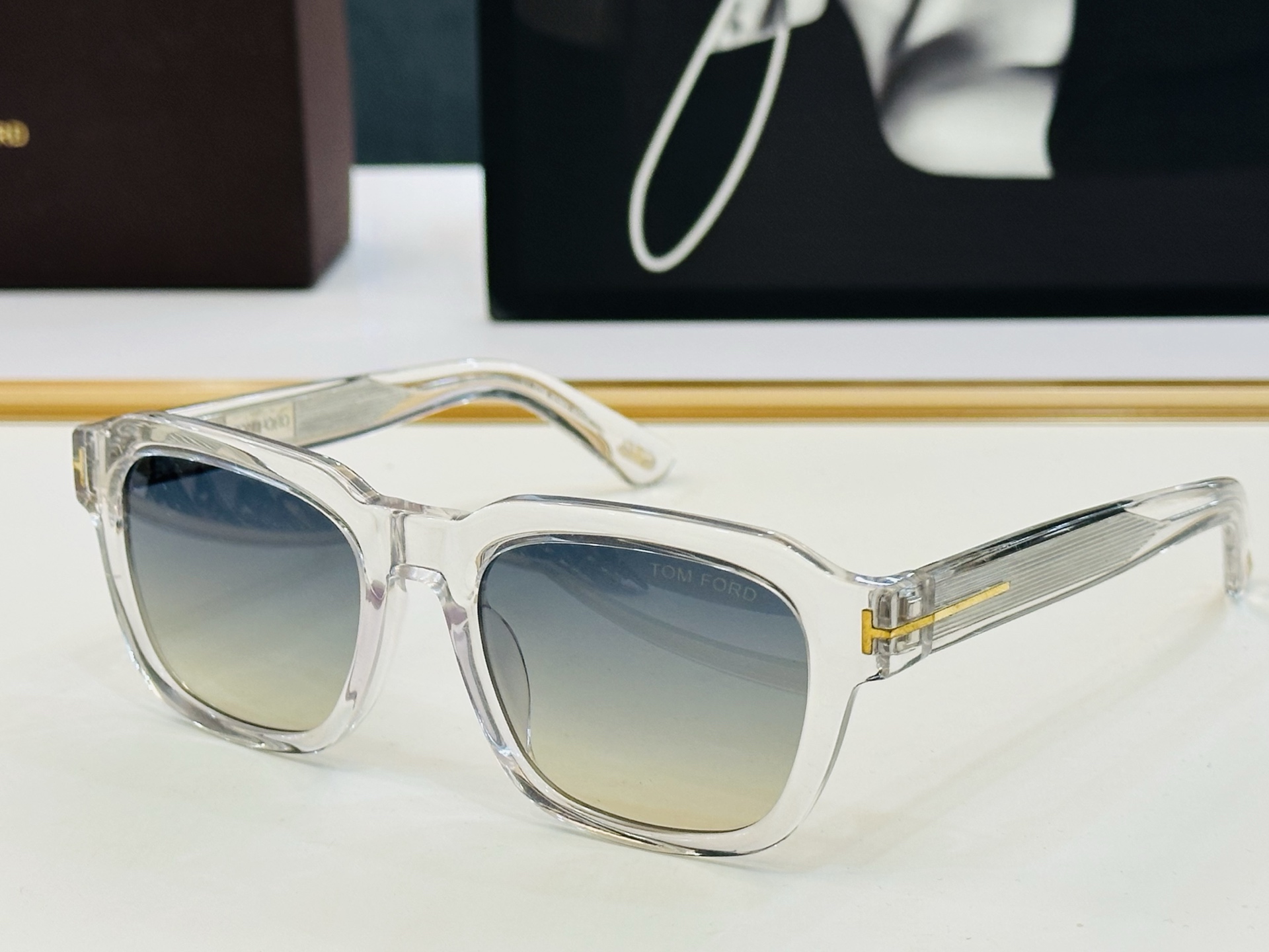 🎉TOM FOR*🎉汤姆家 Model: FT1226 Size：51口20-140 时尚框 板材太阳镜