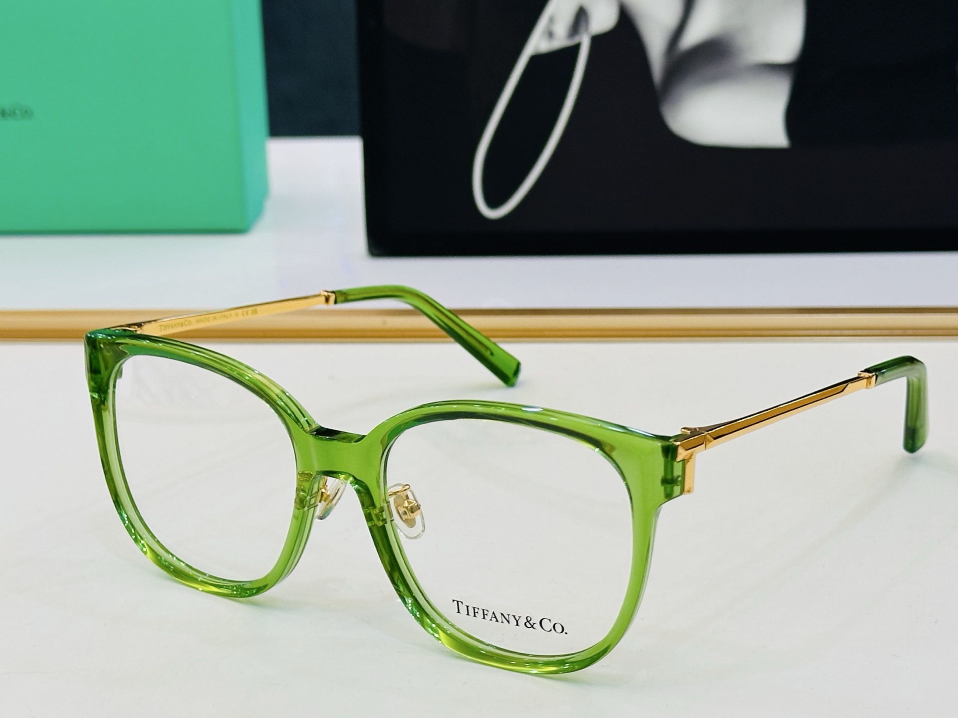 蒂芙家 Tiffany & CO. TF2240 Size：55口19-140 时尚太阳镜架 👍b多色可