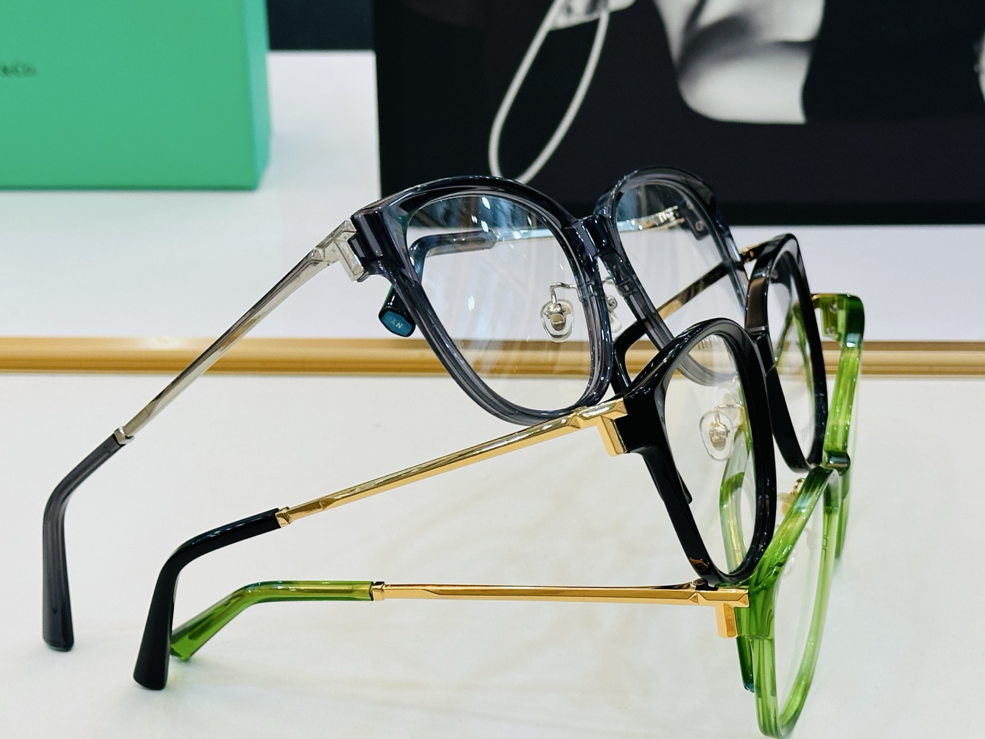 蒂芙家 Tiffany & CO. TF2240 Size：55口19-140 时尚太阳镜架 👍b多色可