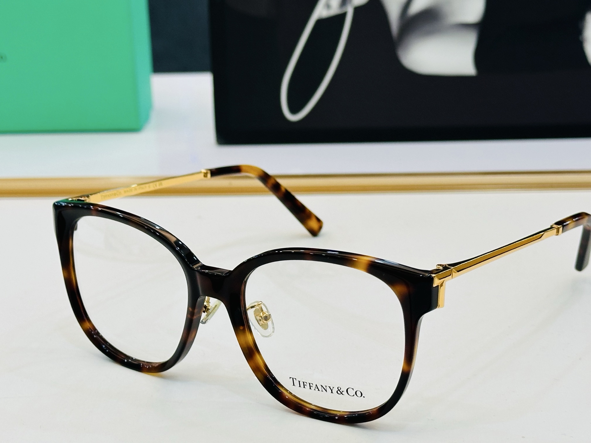 蒂芙家 Tiffany & CO. TF2240 Size：55口19-140 时尚太阳镜架 👍b多色可