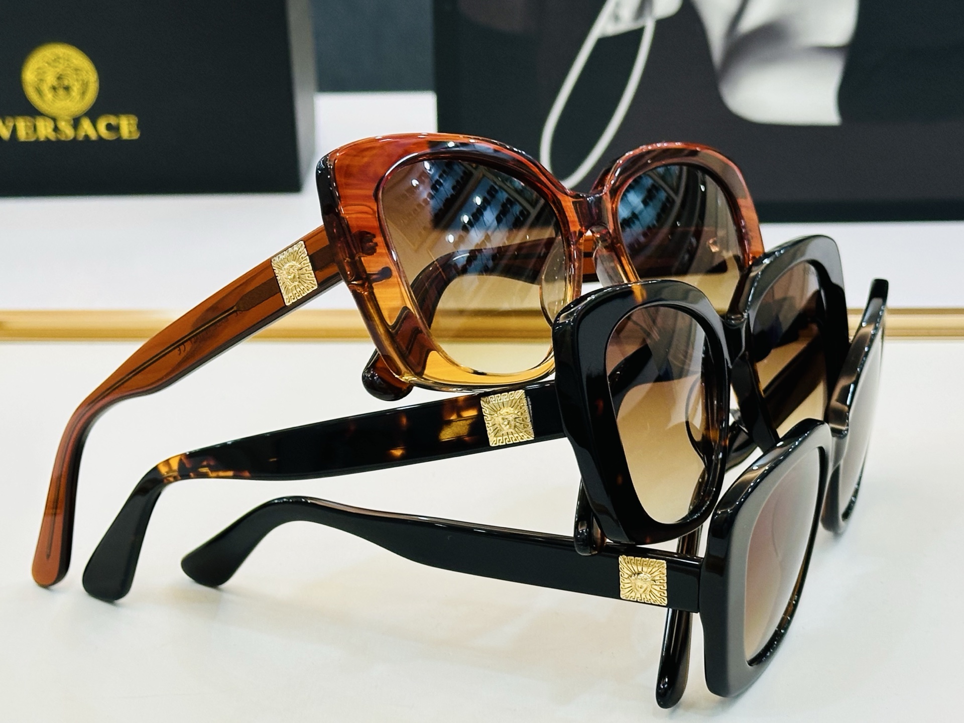 ‼️范思家 VE3379 👍 Size ：53口19-140 绝对要买😎真心美的让人心动 品质非常完美 